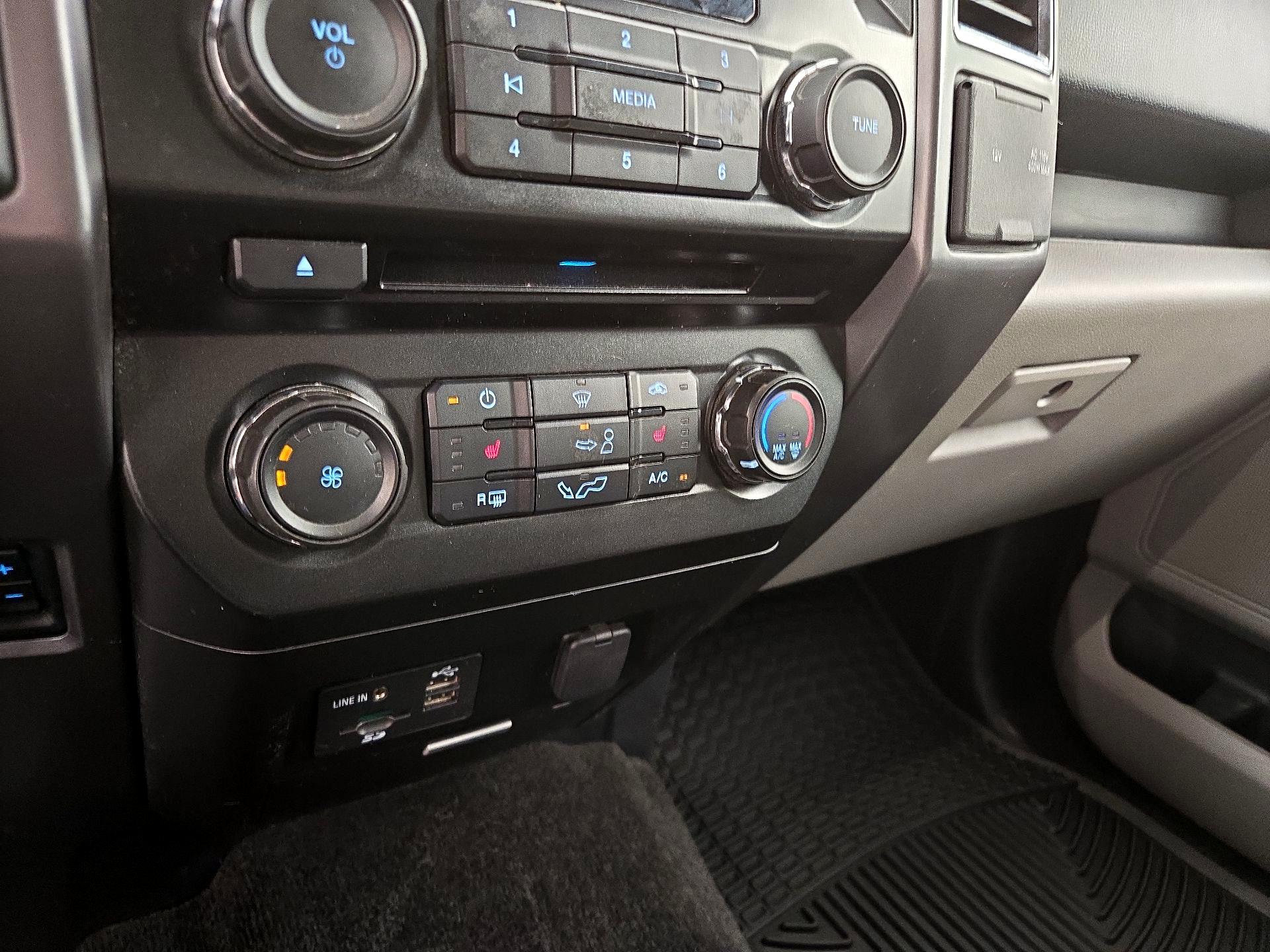 Thumbnail: 2015 Ford F-150 - 16