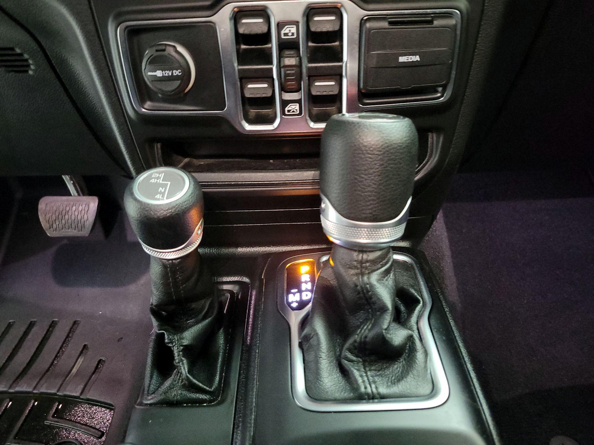 Thumbnail: 2020 Jeep Wrangler - 17