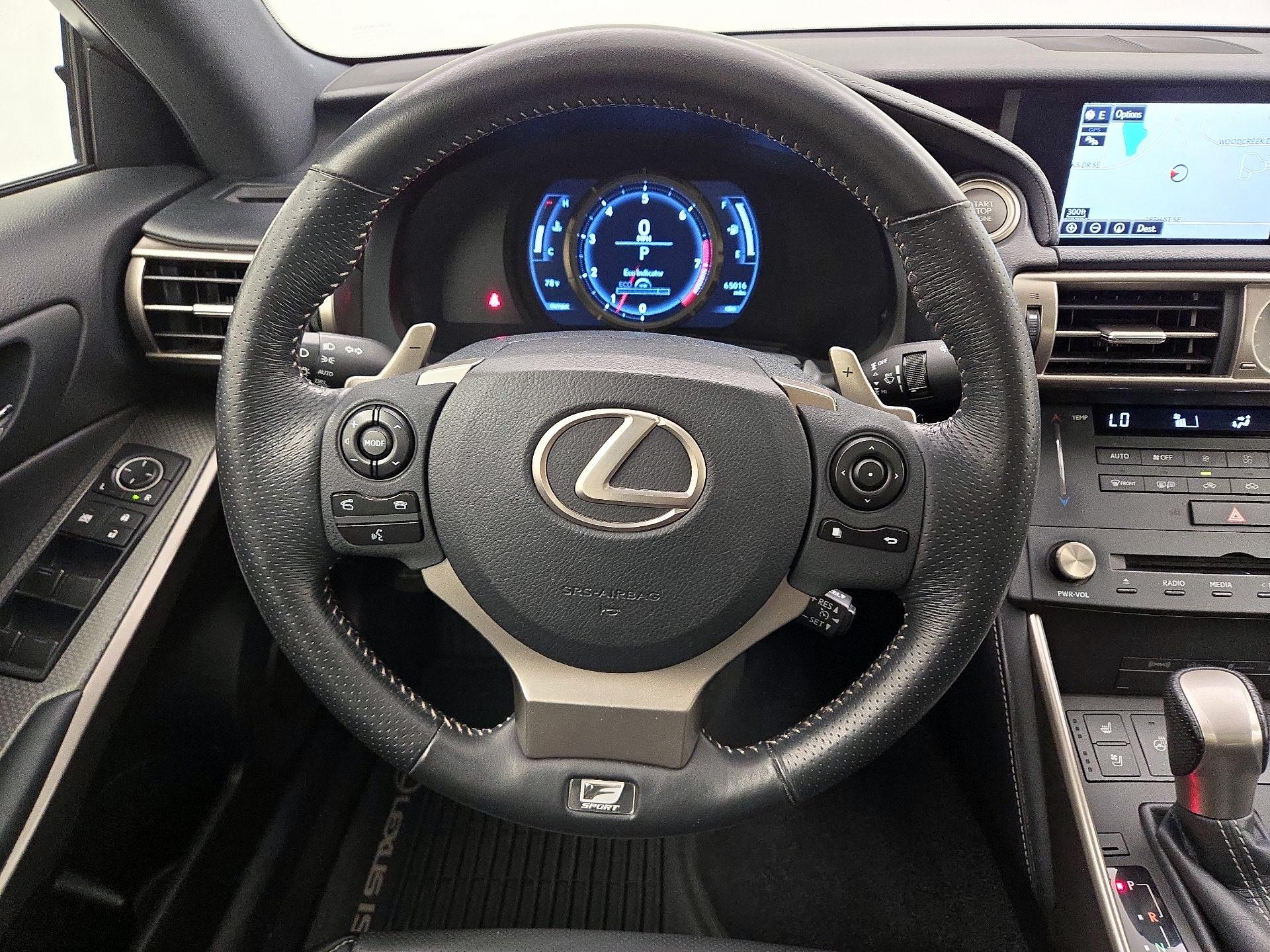 Thumbnail: 2015 Lexus IS - 10
