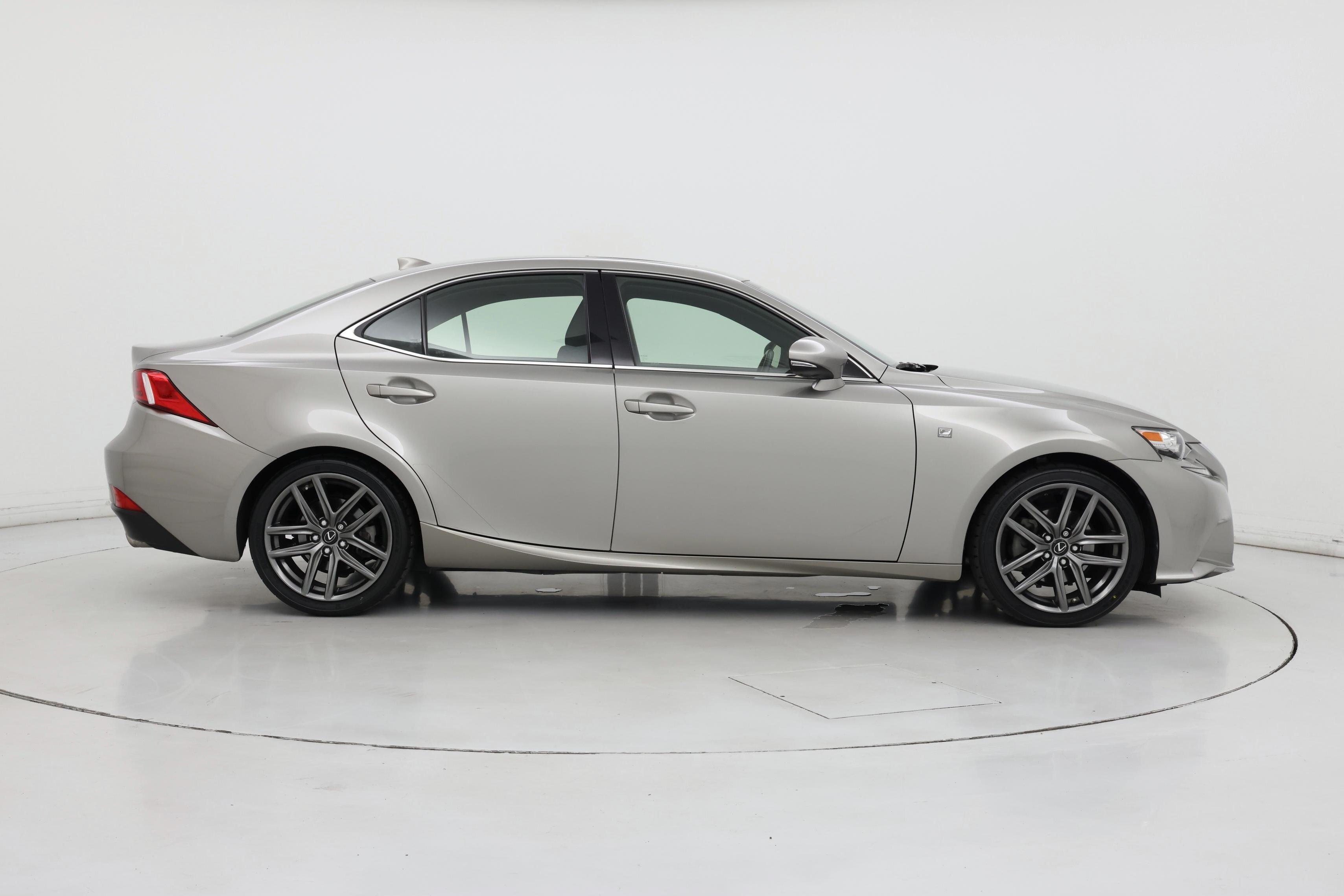 Thumbnail: 2015 Lexus IS - 7