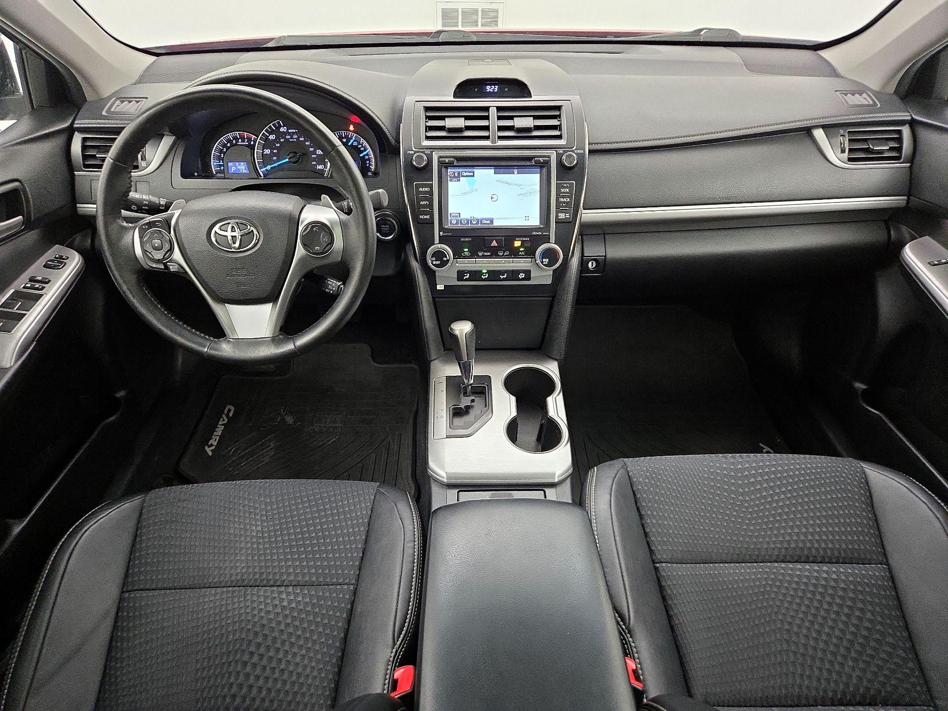 Thumbnail: 2014 Toyota Camry - 9