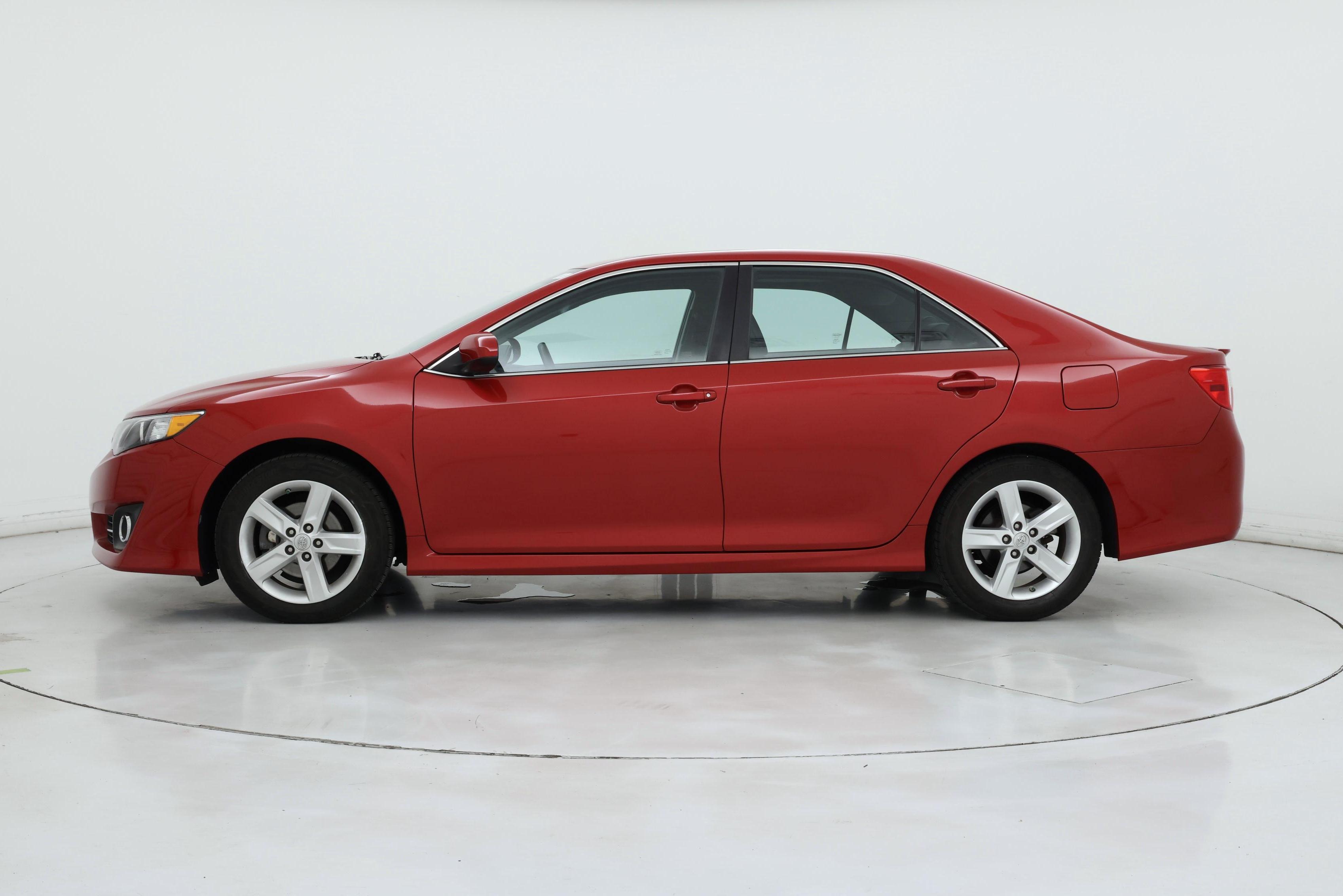 Thumbnail: 2014 Toyota Camry - 3