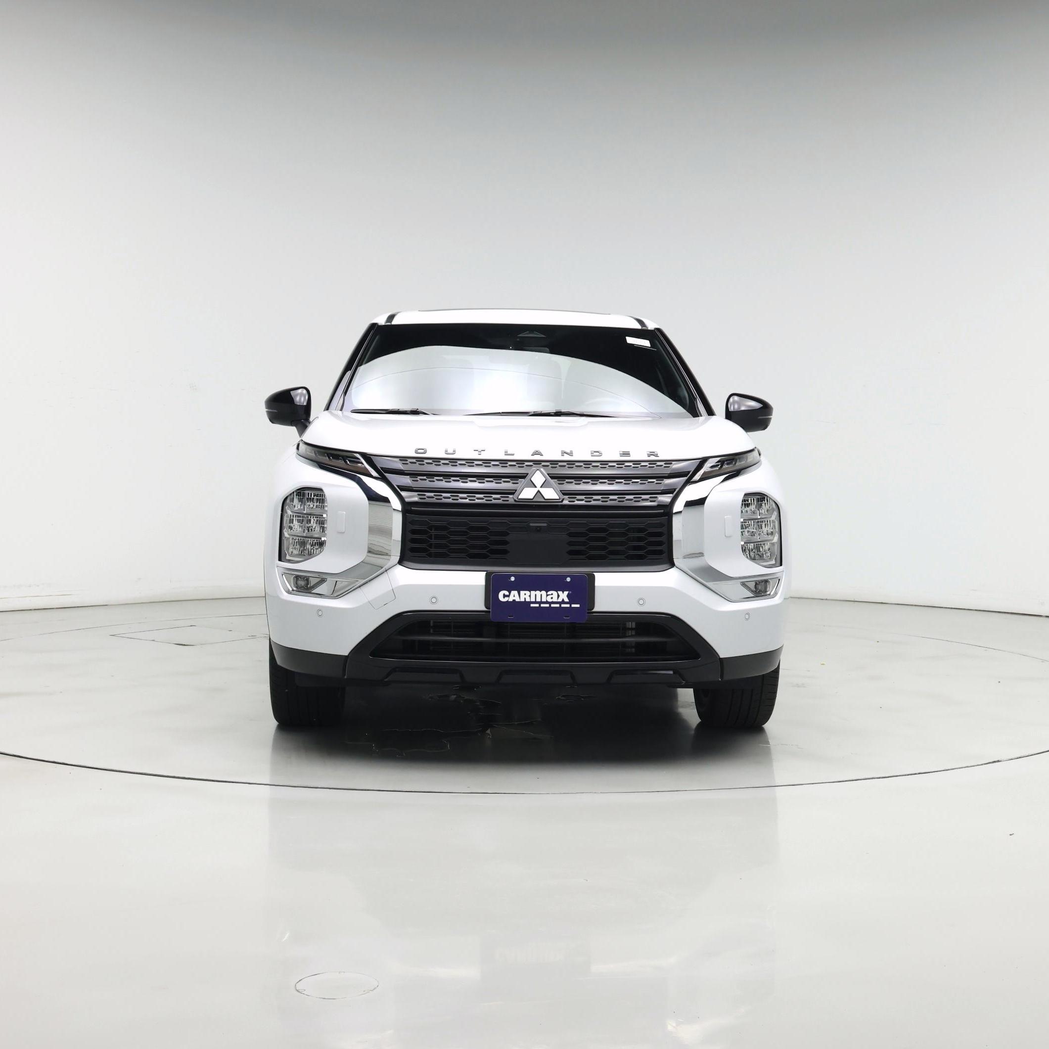 Thumbnail: 2023 Mitsubishi Outlander - 5