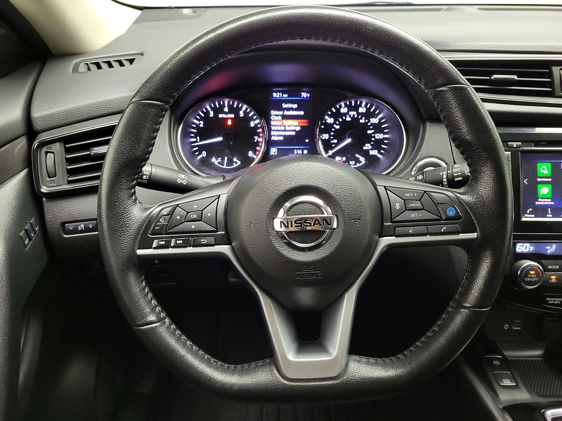 Thumbnail: 2020 Nissan Rogue - 10