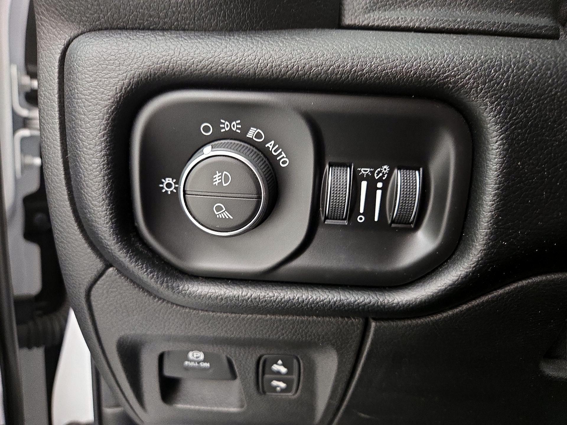 Thumbnail: 2020 RAM 1500 - 13