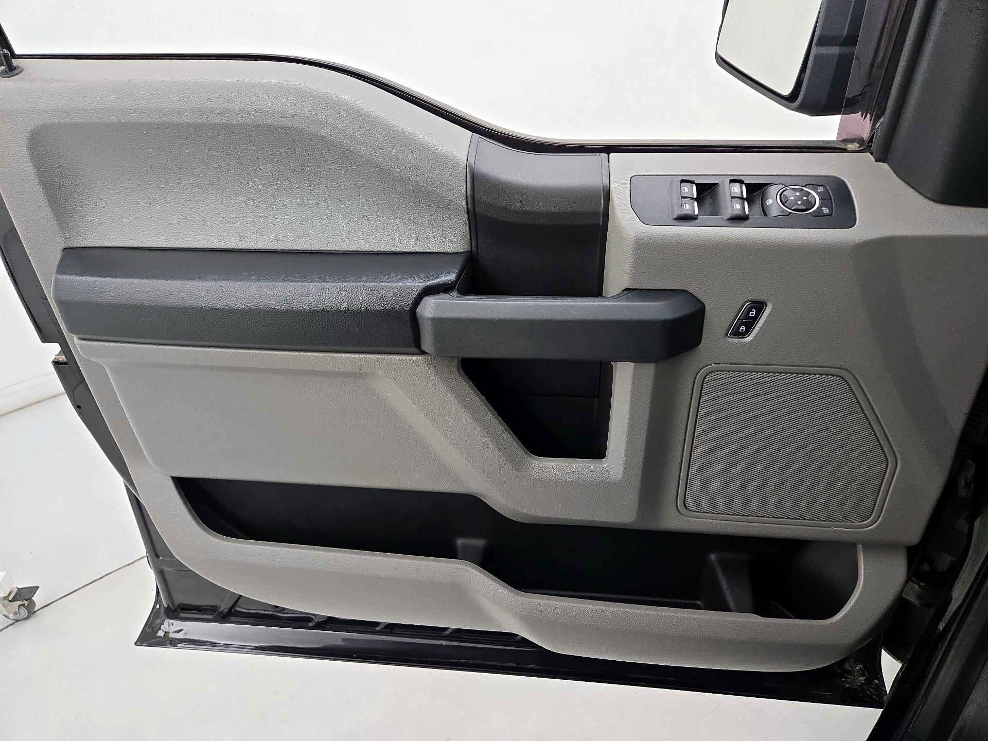 Thumbnail: 2019 Ford F-150 - 12