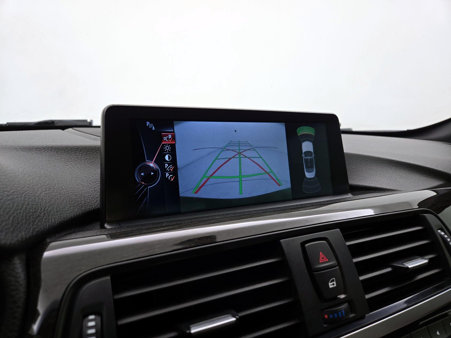 Thumbnail: 2015 BMW 4 Series - 15