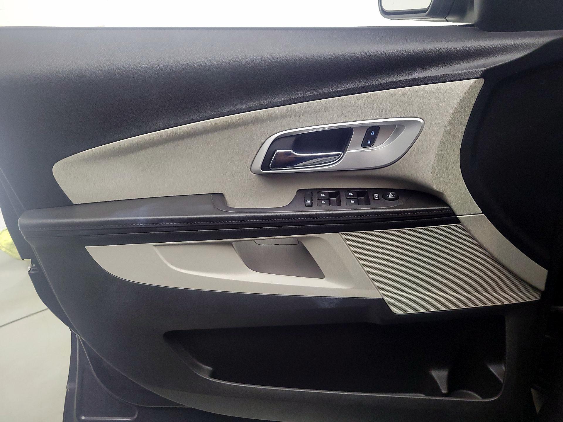 Thumbnail: 2016 Chevrolet Equinox - 12