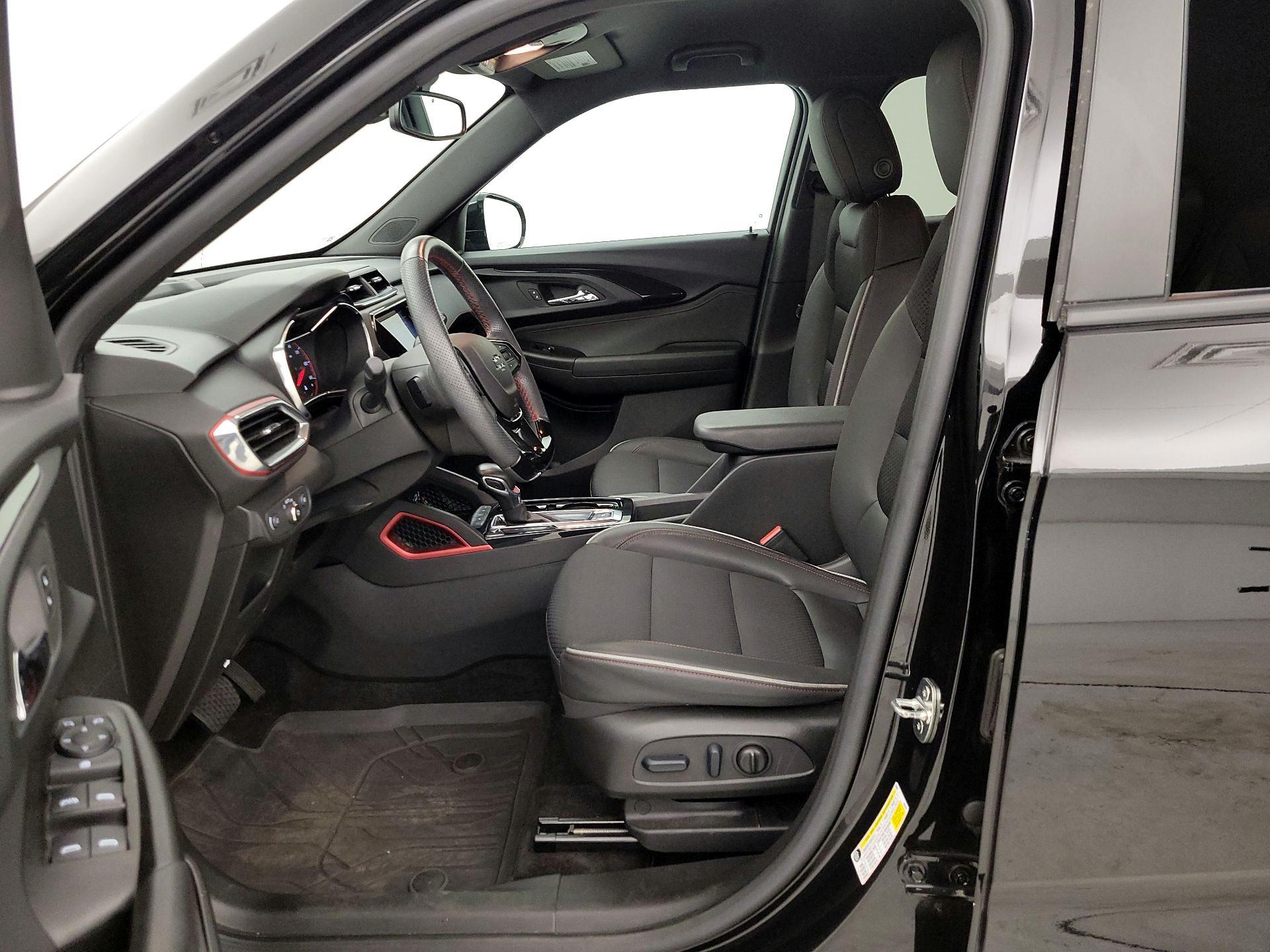 Thumbnail: 2023 Chevrolet TrailBlazer - 11