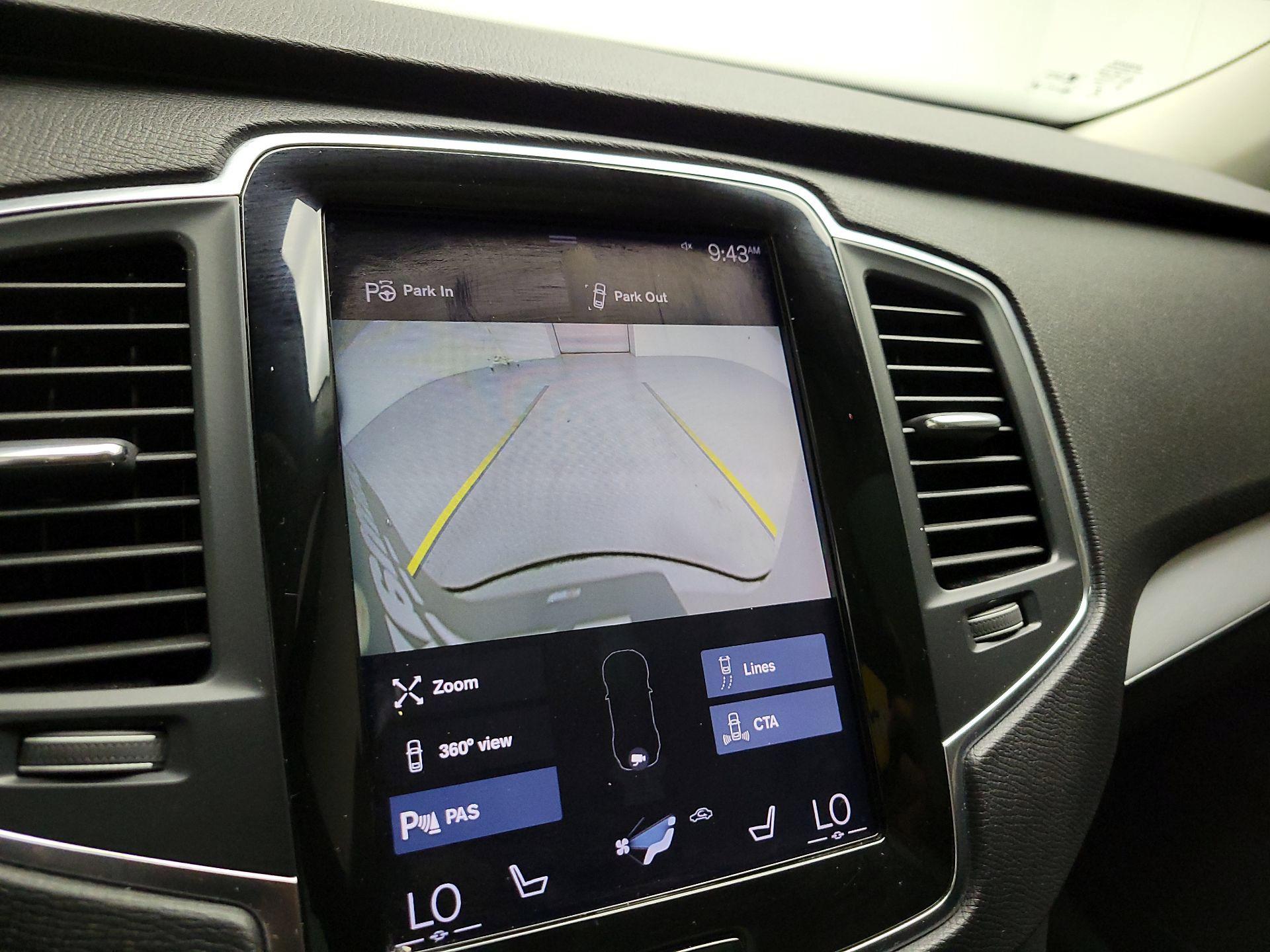 Thumbnail: 2018 Volvo XC90 - 15