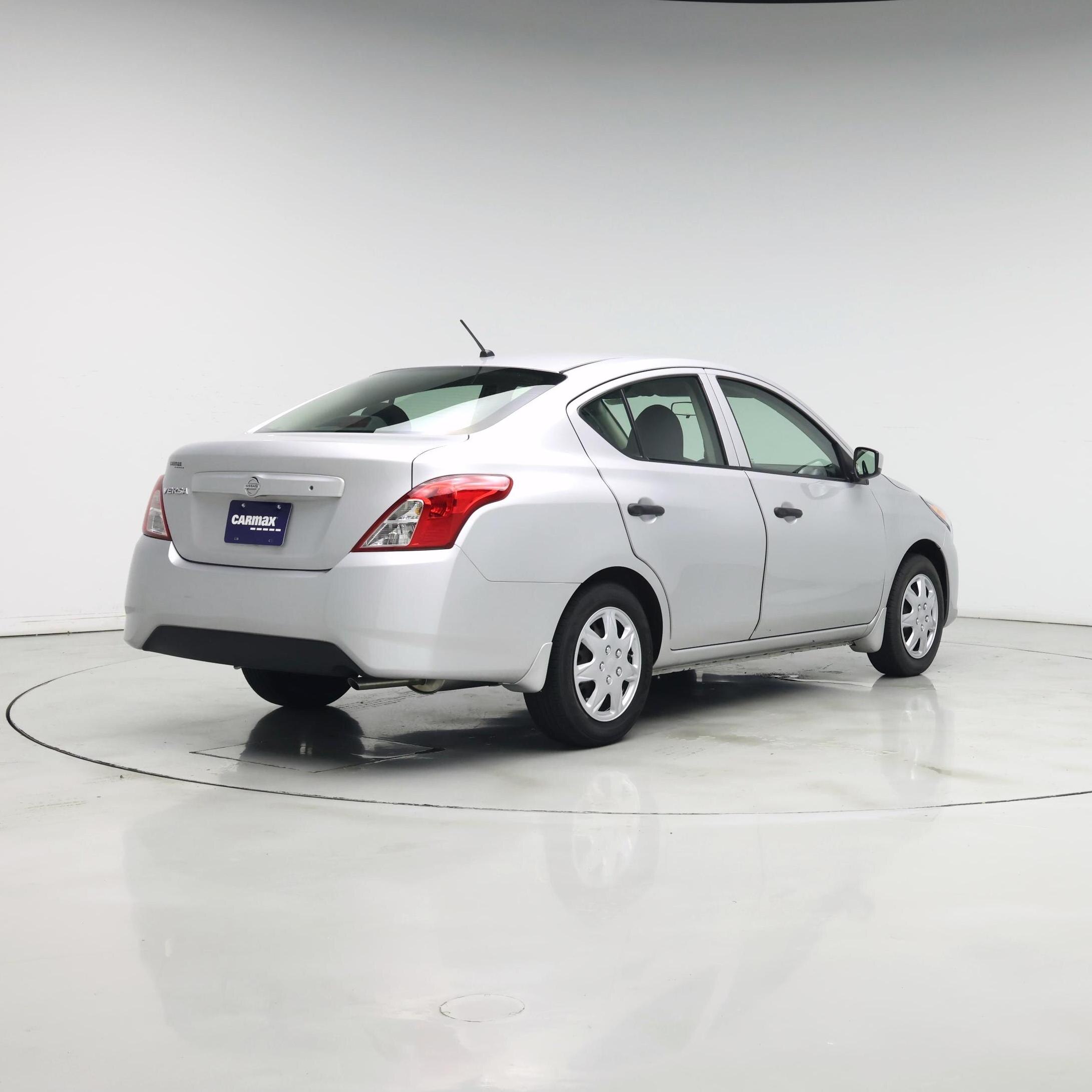Thumbnail: 2016 Nissan Versa - 8