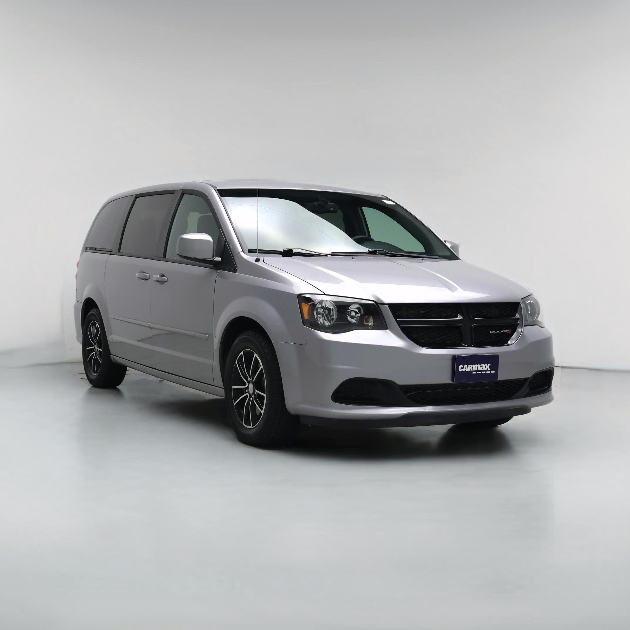 Thumbnail: 2017 Dodge Grand Caravan - 1