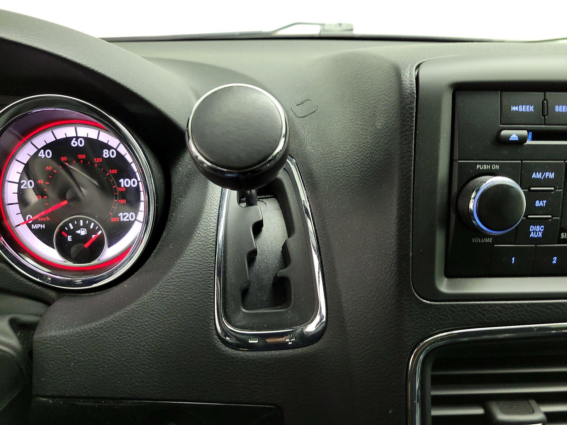 Thumbnail: 2017 Dodge Grand Caravan - 15