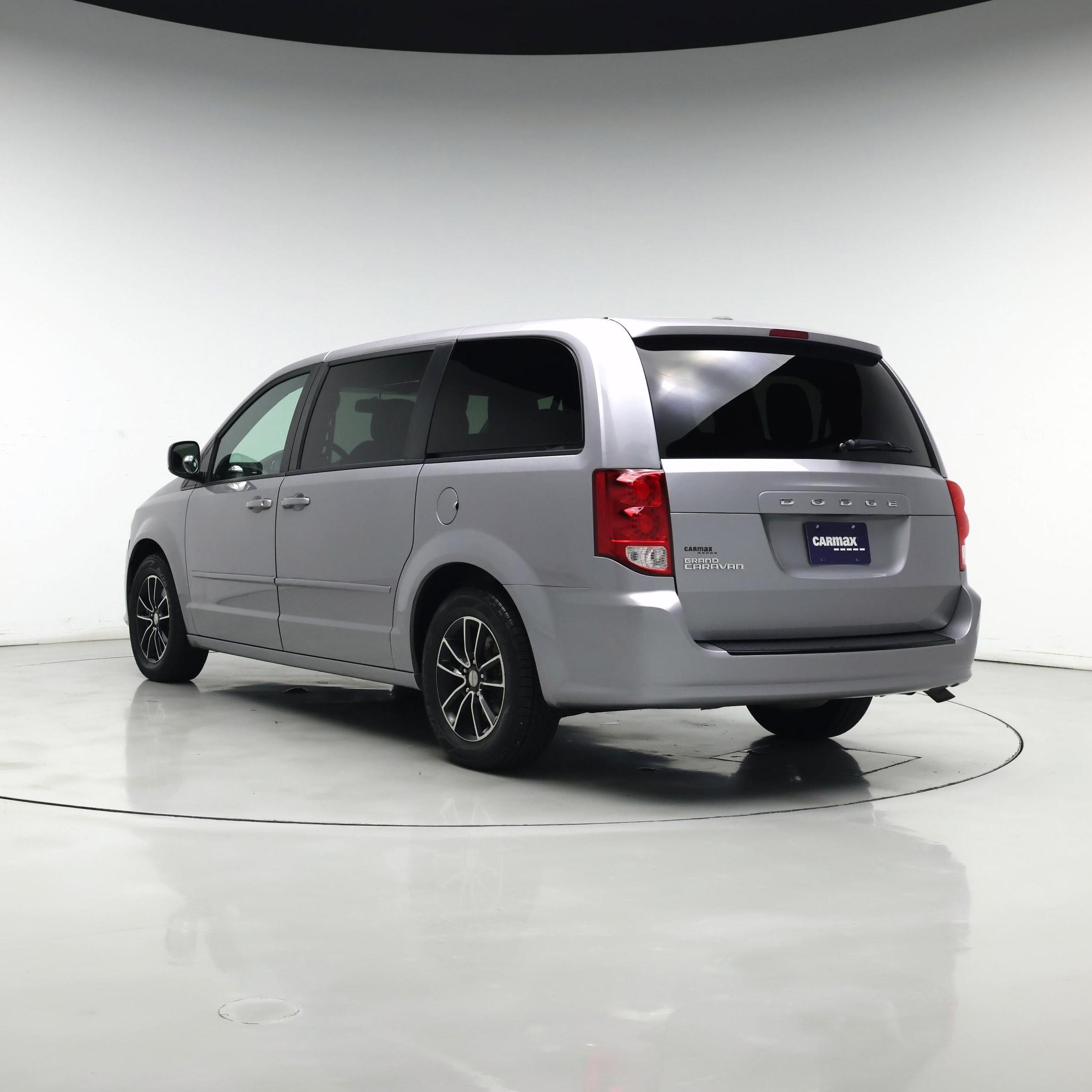 Thumbnail: 2017 Dodge Grand Caravan - 2