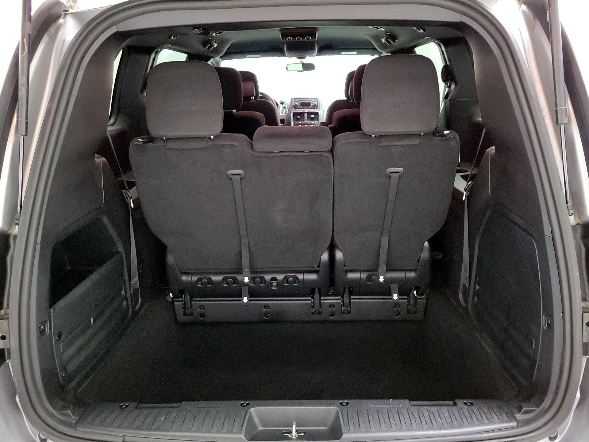 Thumbnail: 2017 Dodge Grand Caravan - 19