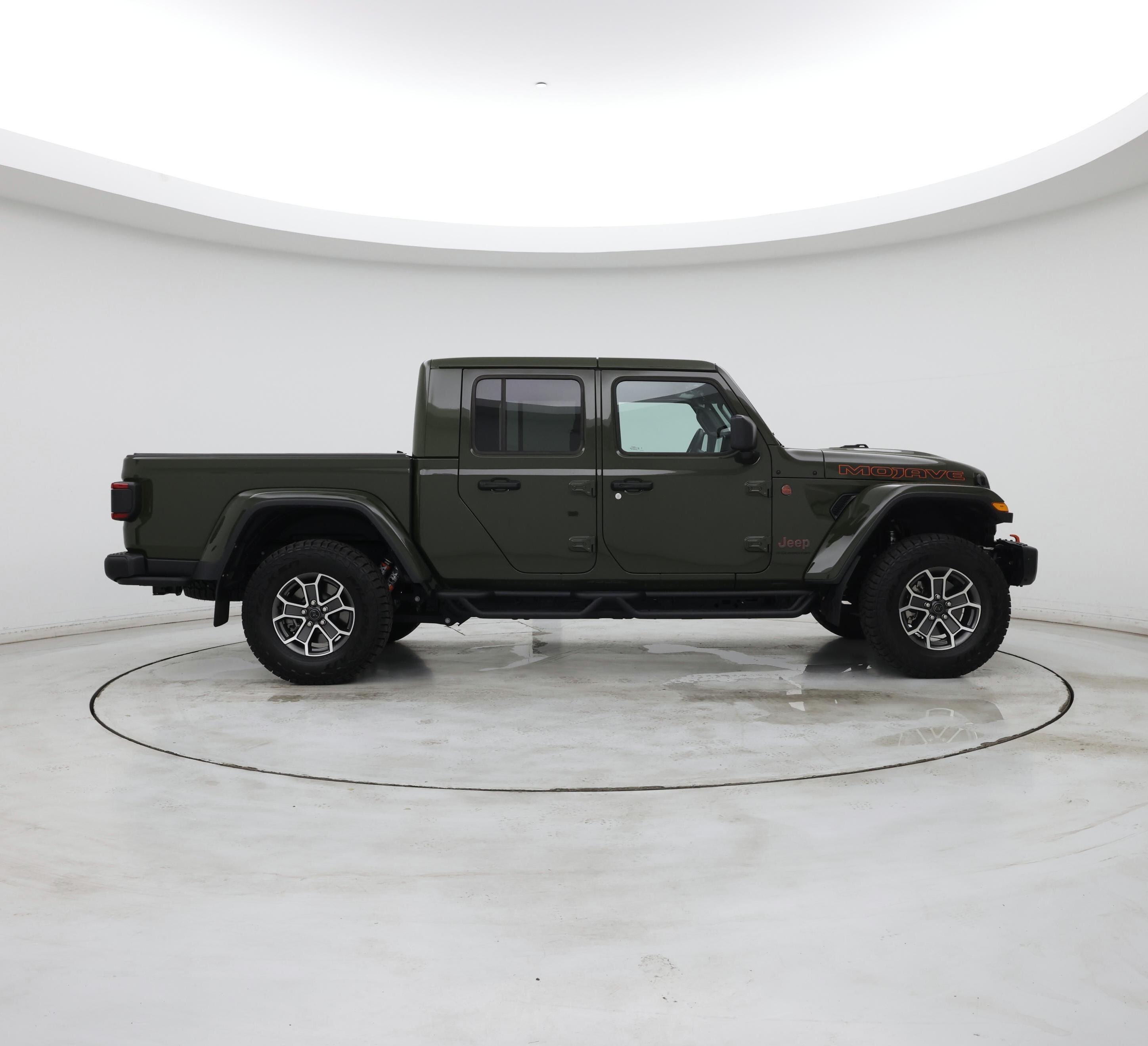 Thumbnail: 2024 Jeep Gladiator - 7