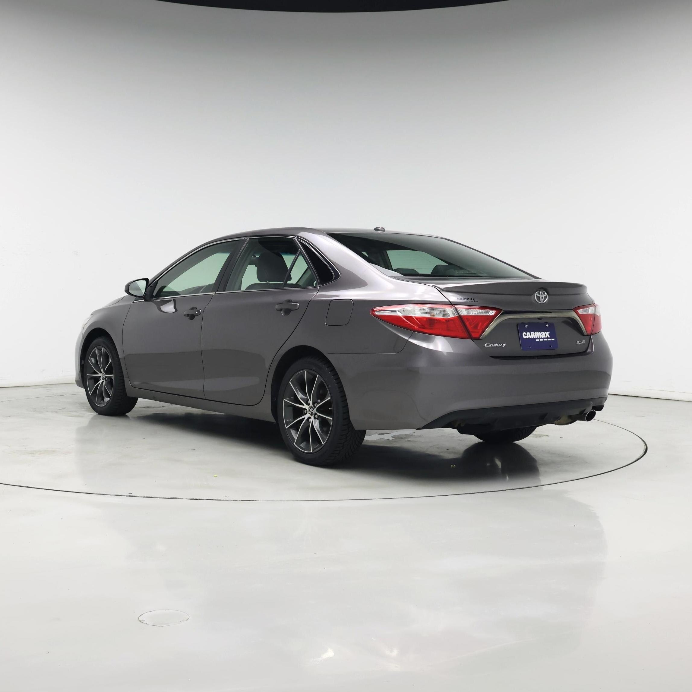 Thumbnail: 2015 Toyota Camry - 2