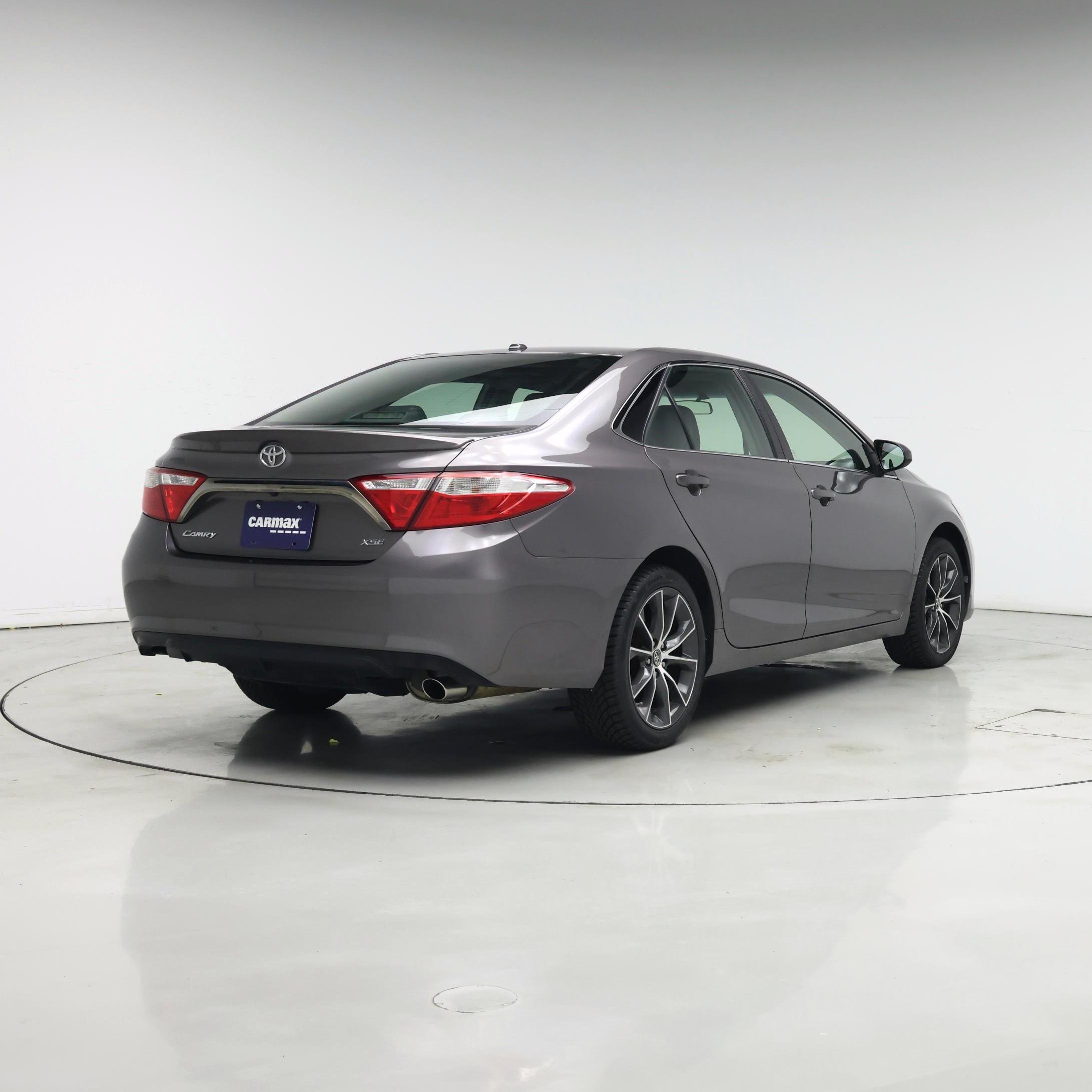 Thumbnail: 2015 Toyota Camry - 8
