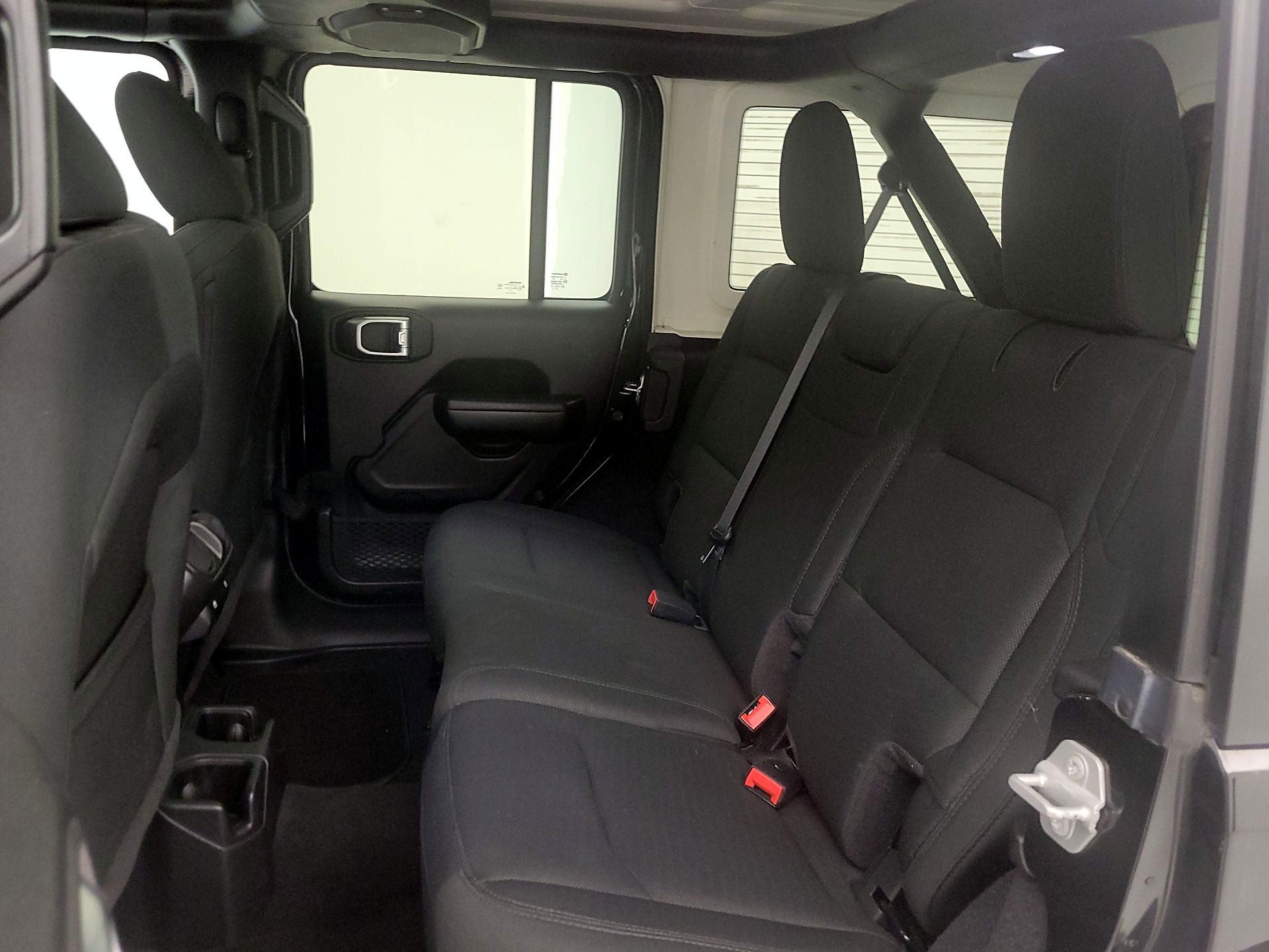 Thumbnail: 2020 Jeep Wrangler - 20
