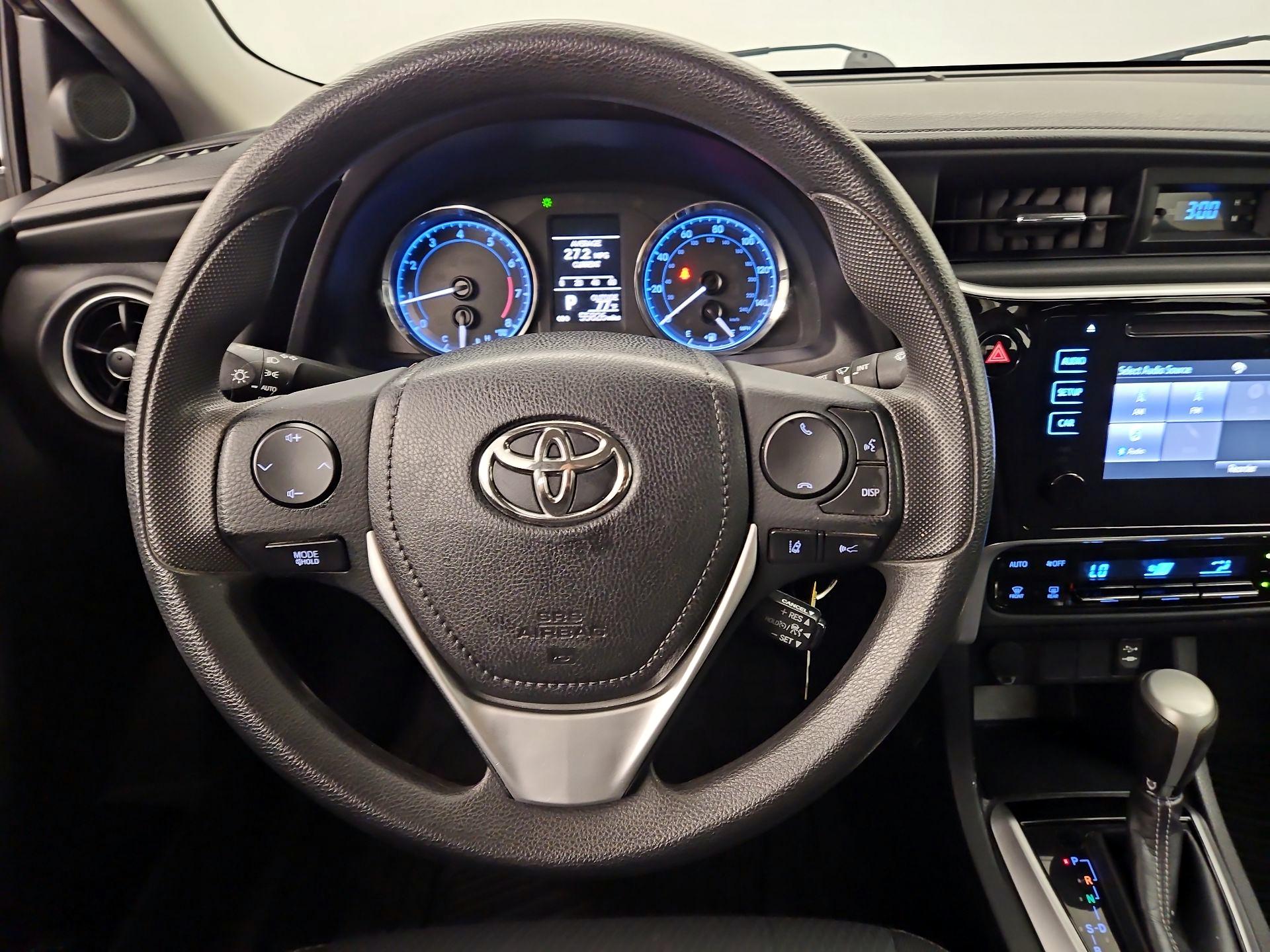 Thumbnail: 2018 Toyota Corolla - 10