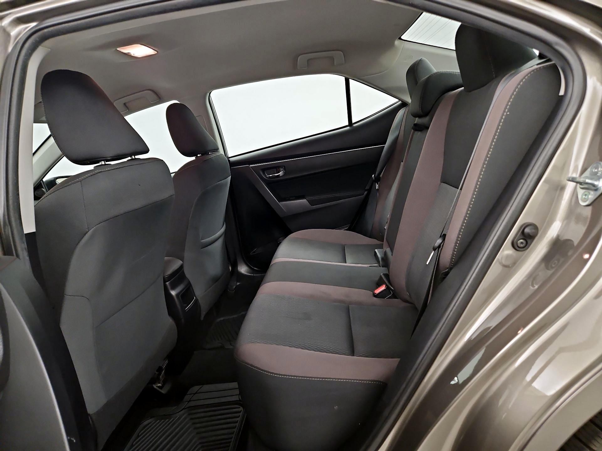 Thumbnail: 2018 Toyota Corolla - 19