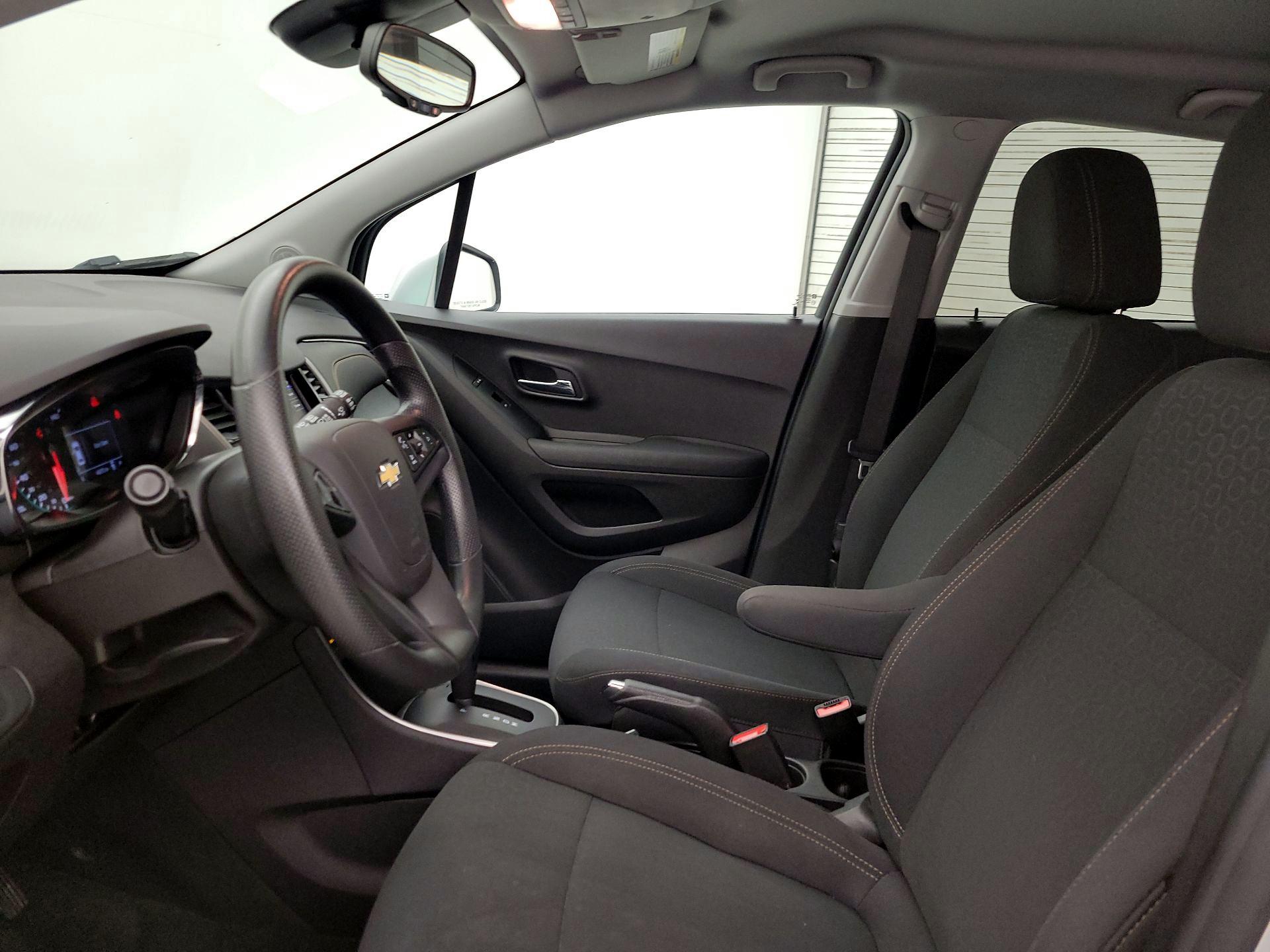 Thumbnail: 2020 Chevrolet Trax - 11