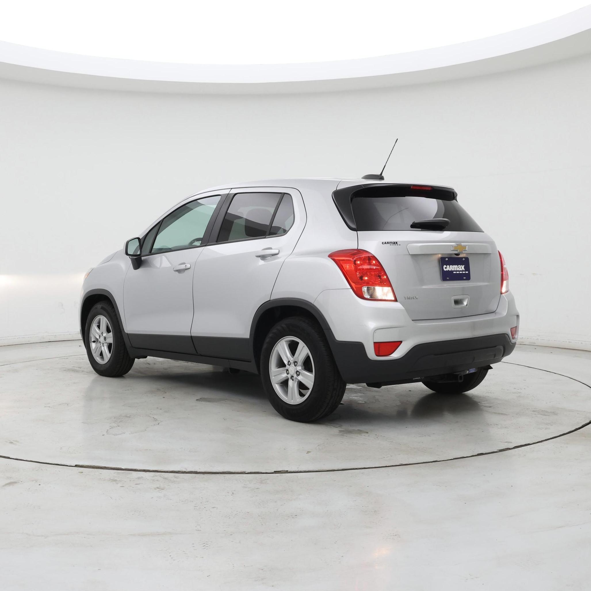 Thumbnail: 2020 Chevrolet Trax - 2