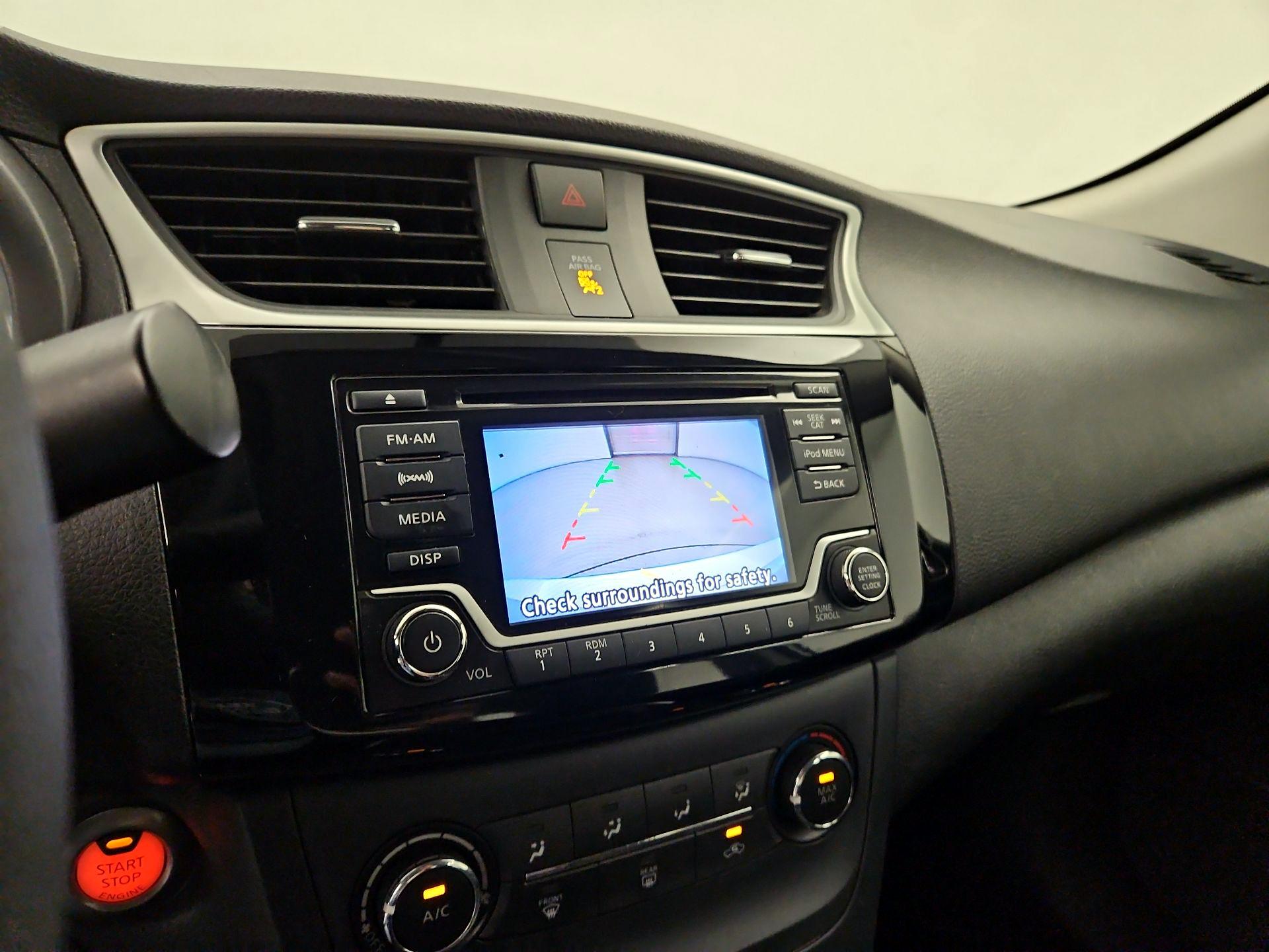 Thumbnail: 2017 Nissan Sentra - 14