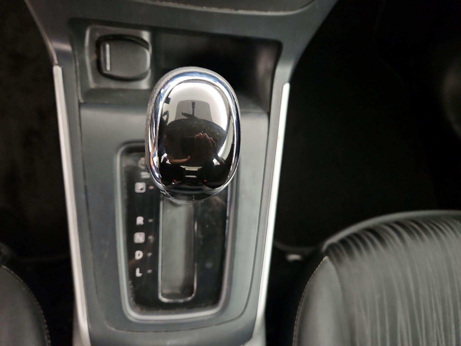 Thumbnail: 2017 Nissan Sentra - 17