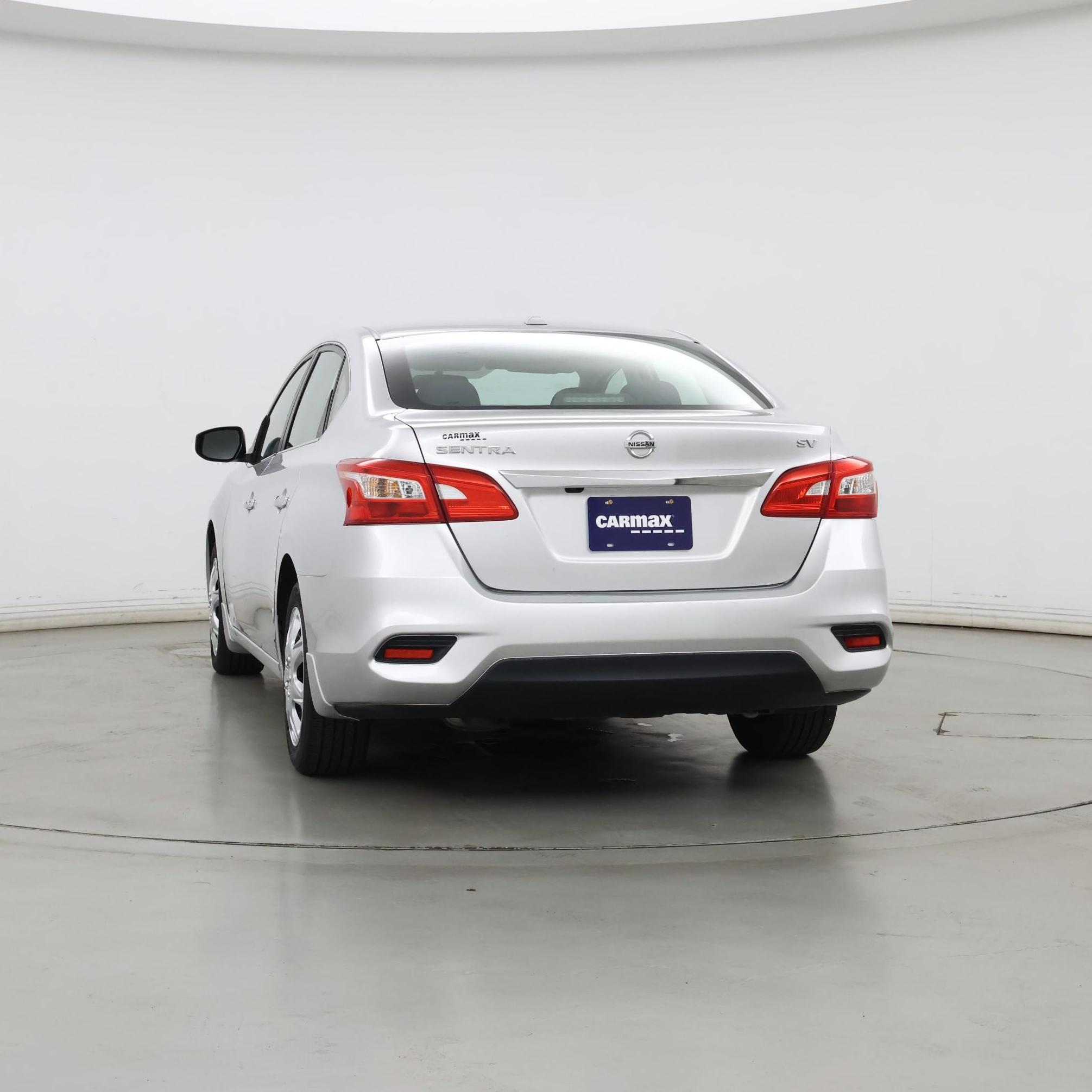 Thumbnail: 2017 Nissan Sentra - 6