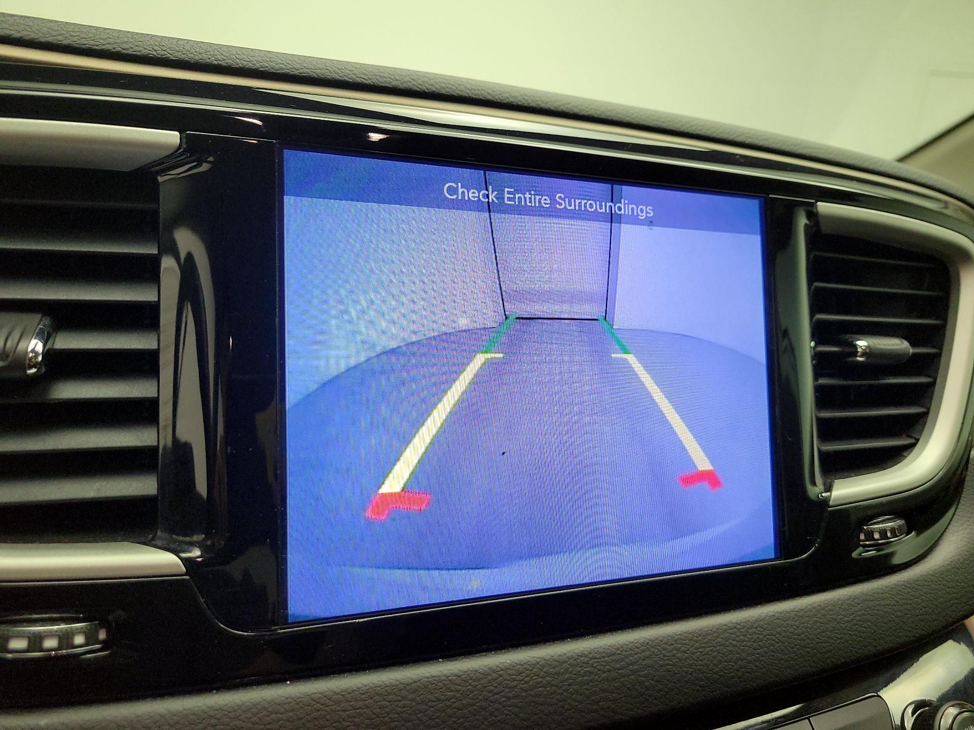 Thumbnail: 2017 Chrysler Pacifica - 14