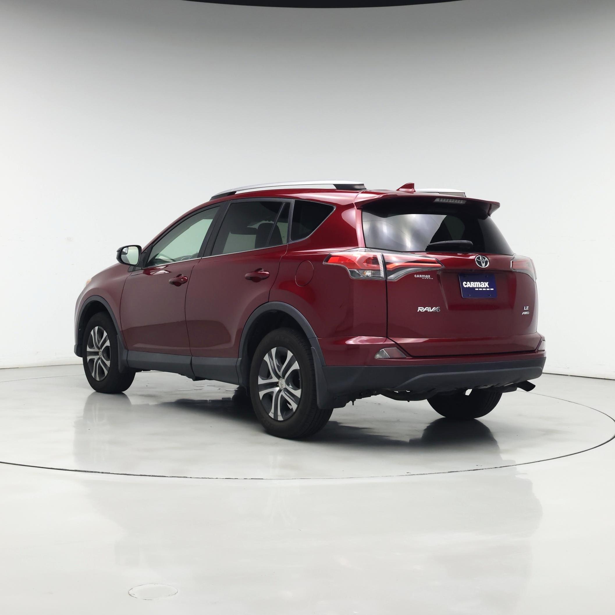 Thumbnail: 2018 Toyota RAV4 - 2