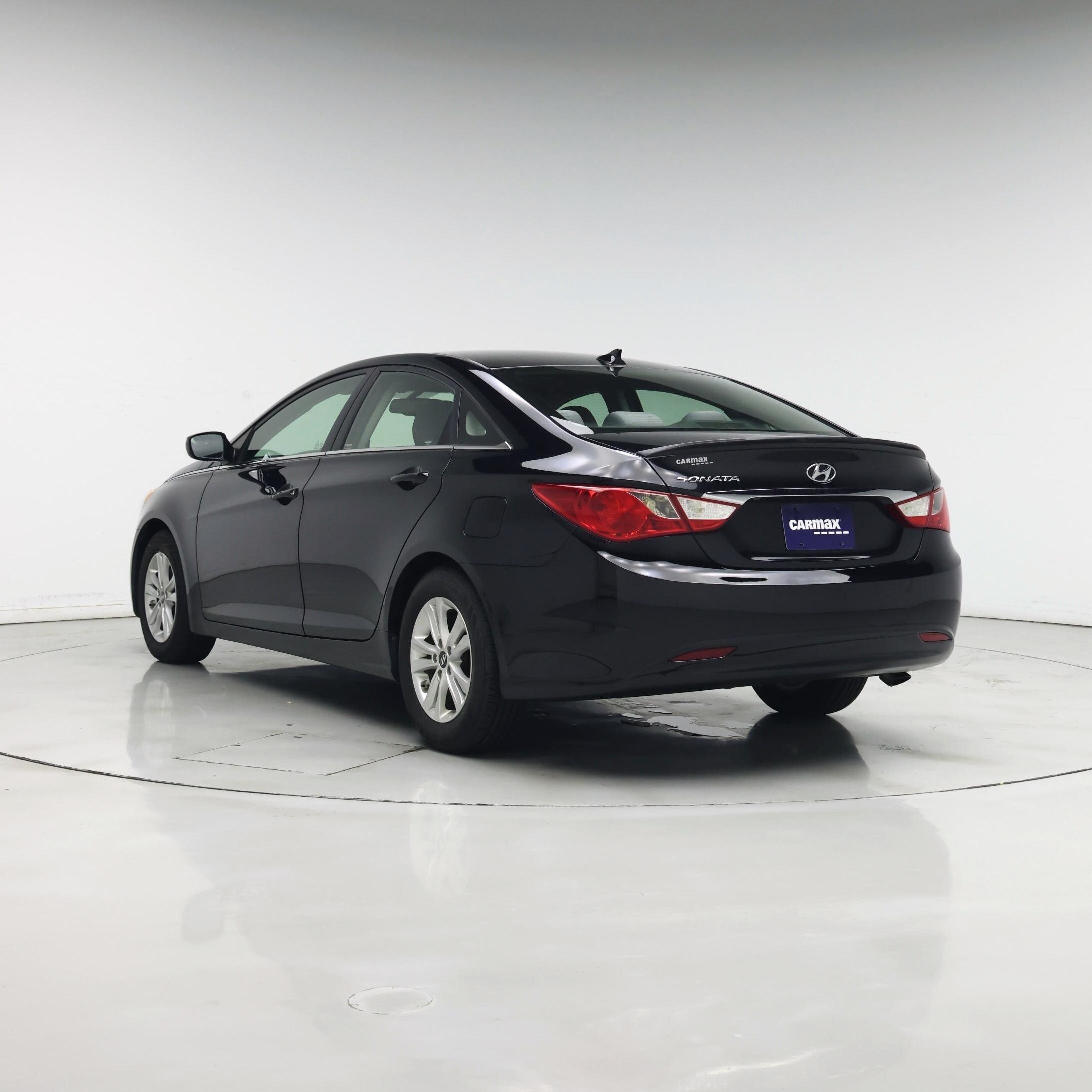 Thumbnail: 2013 Hyundai Sonata - 2