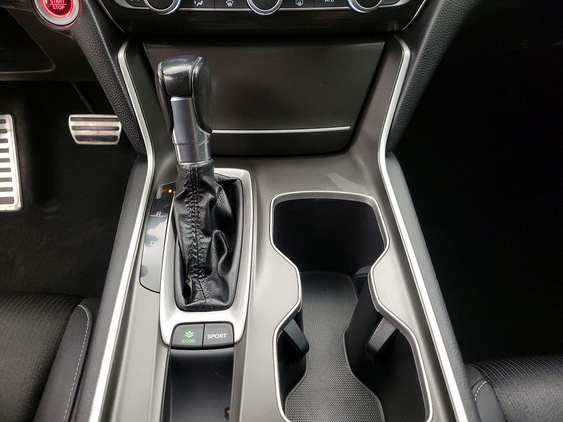 Thumbnail: 2019 Honda Accord - 17
