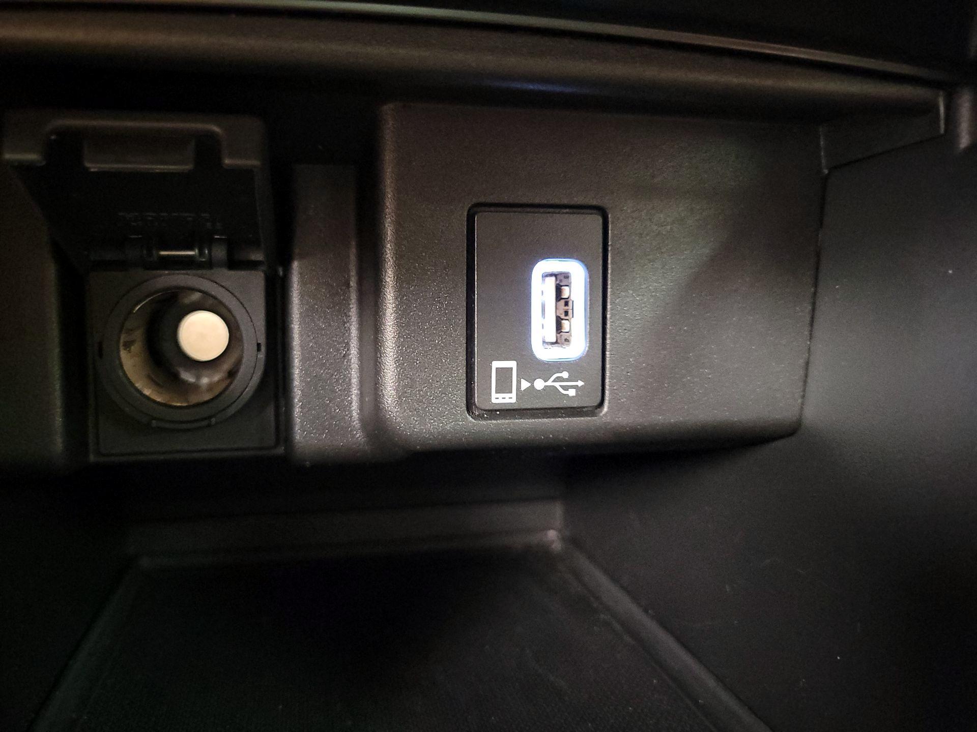 Thumbnail: 2019 Honda Accord - 18
