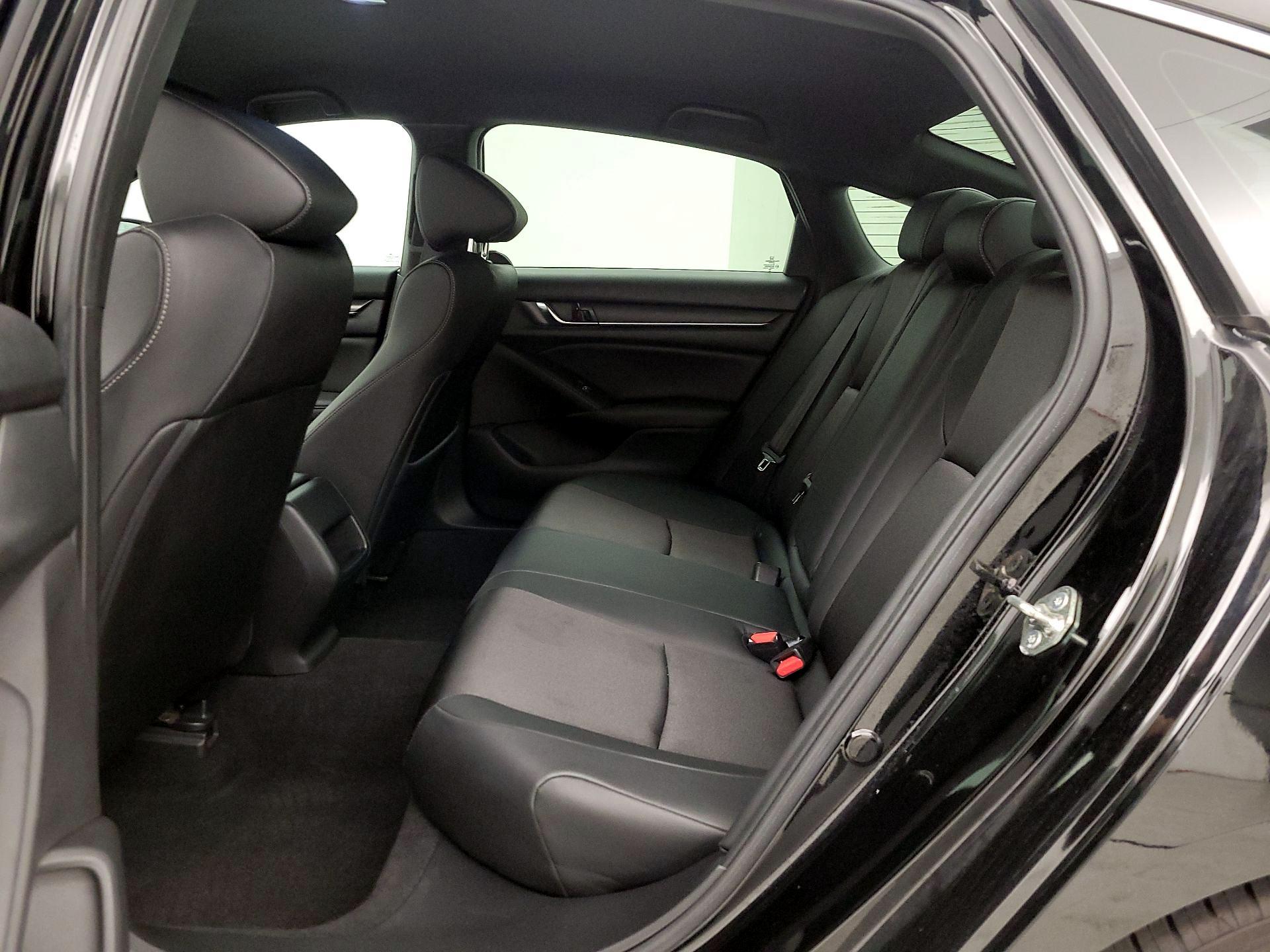 Thumbnail: 2019 Honda Accord - 19