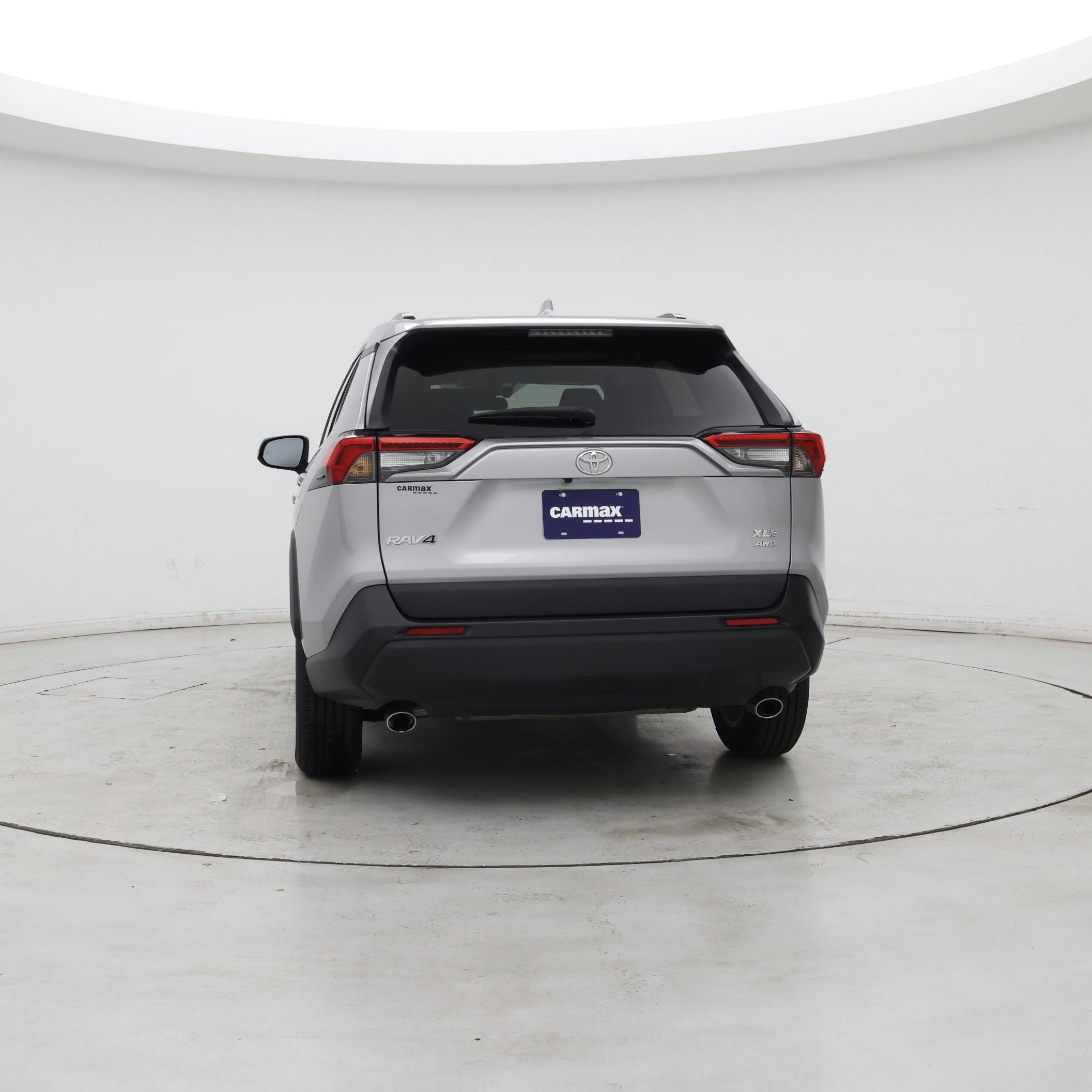 Thumbnail: 2021 Toyota RAV4 - 6