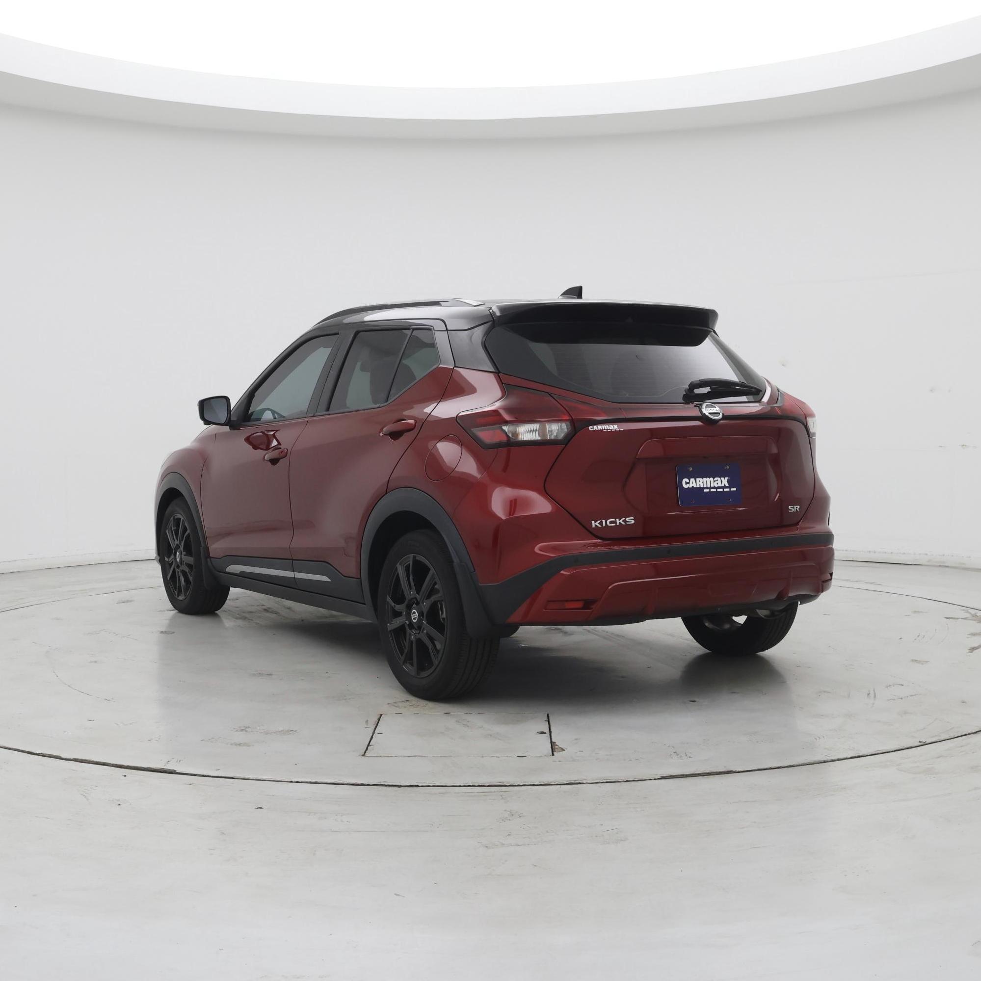 Thumbnail: 2021 Nissan Kicks - 2