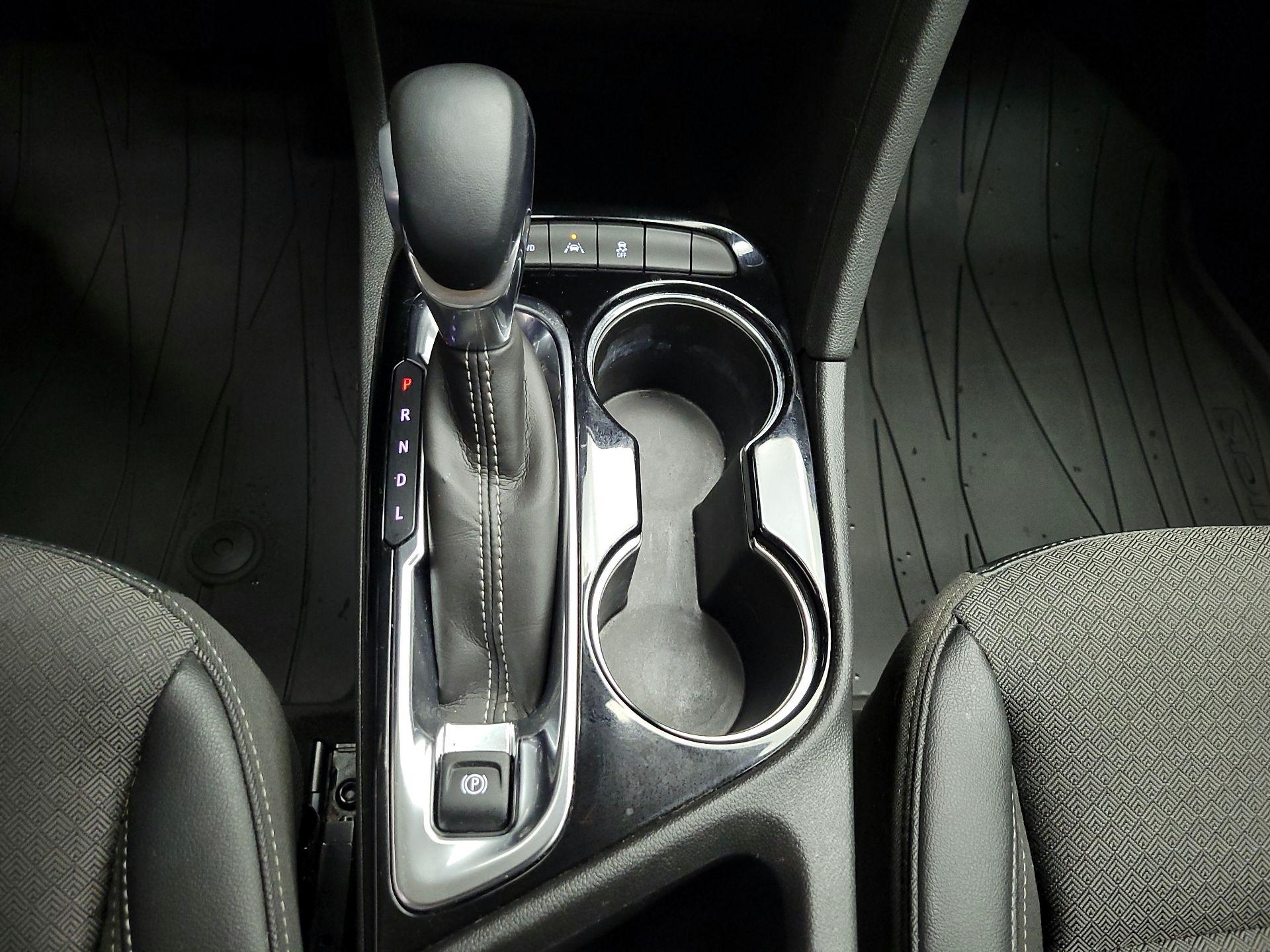 Thumbnail: 2022 Buick Encore GX - 16