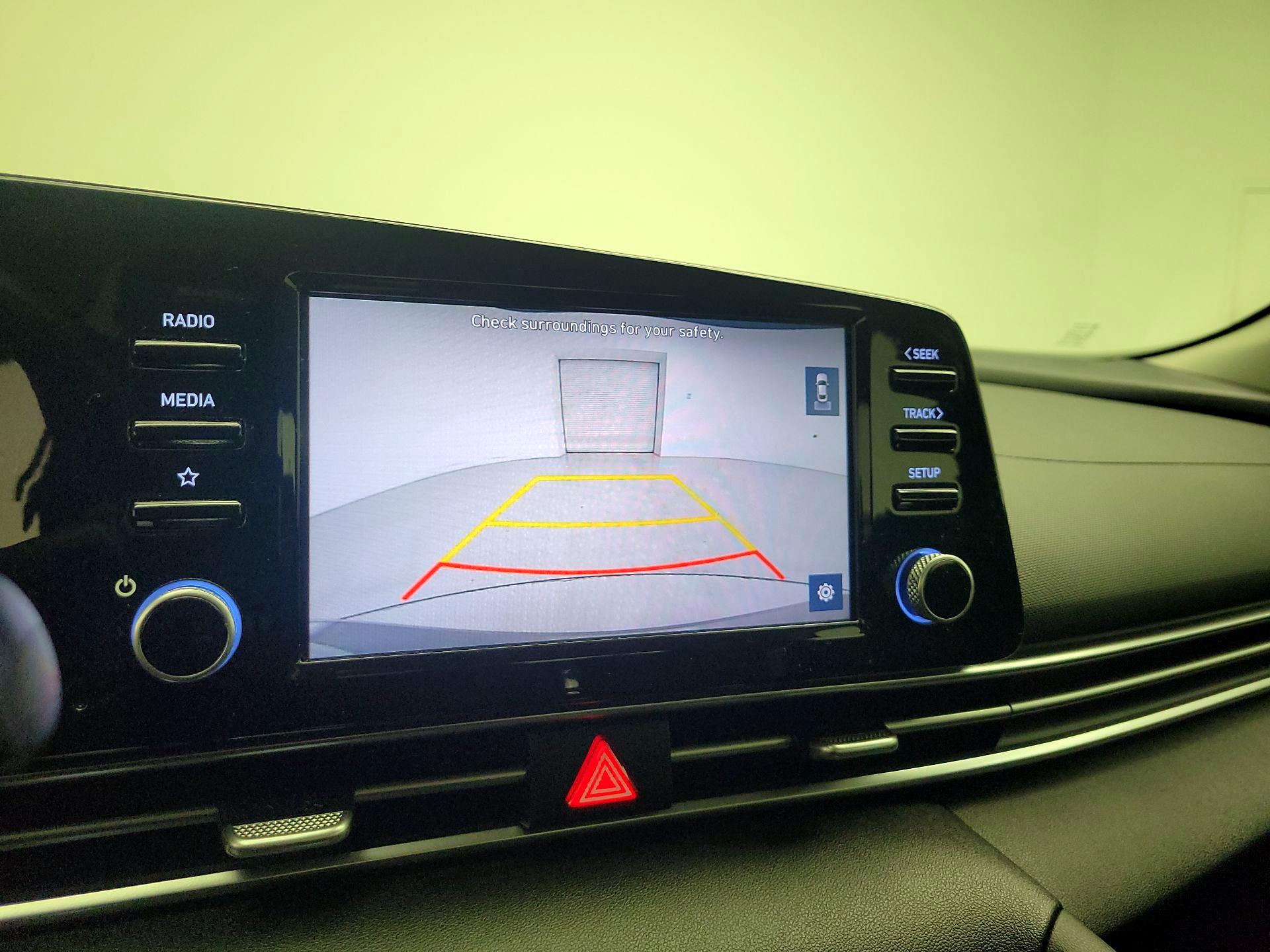Thumbnail: 2021 Hyundai Elantra - 13