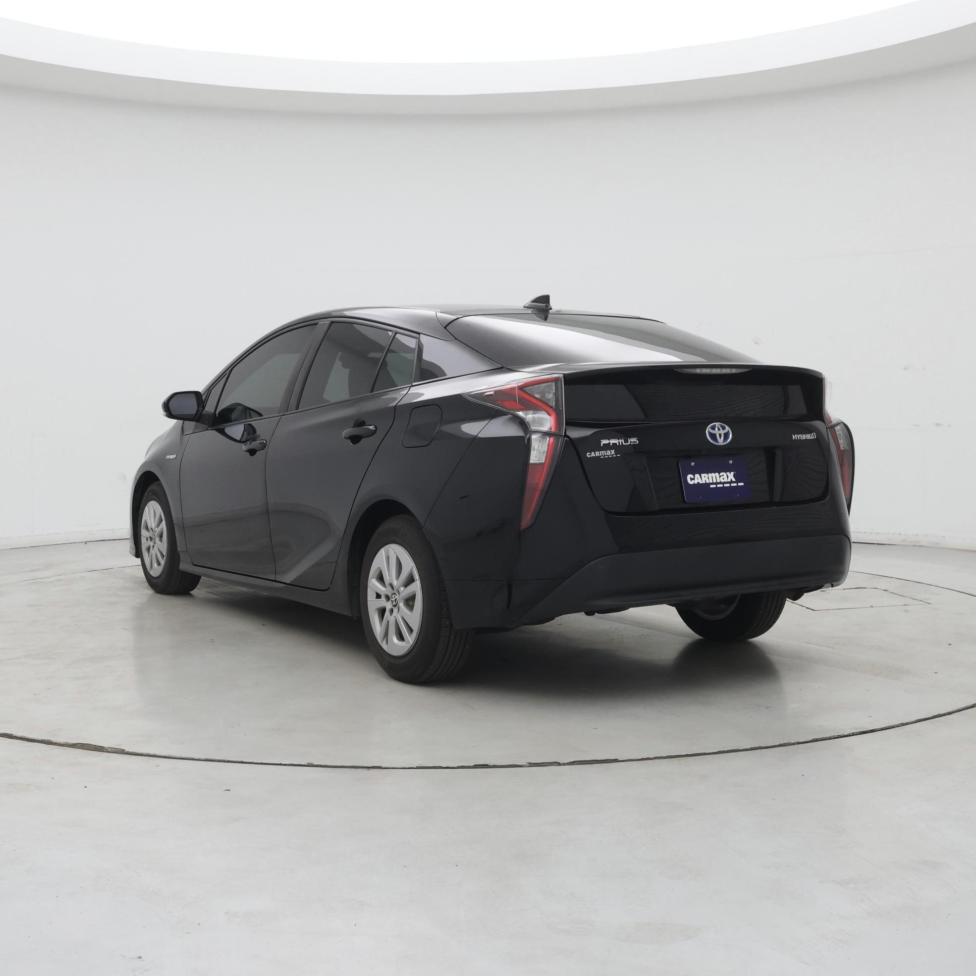 Thumbnail: 2018 Toyota Prius - 2