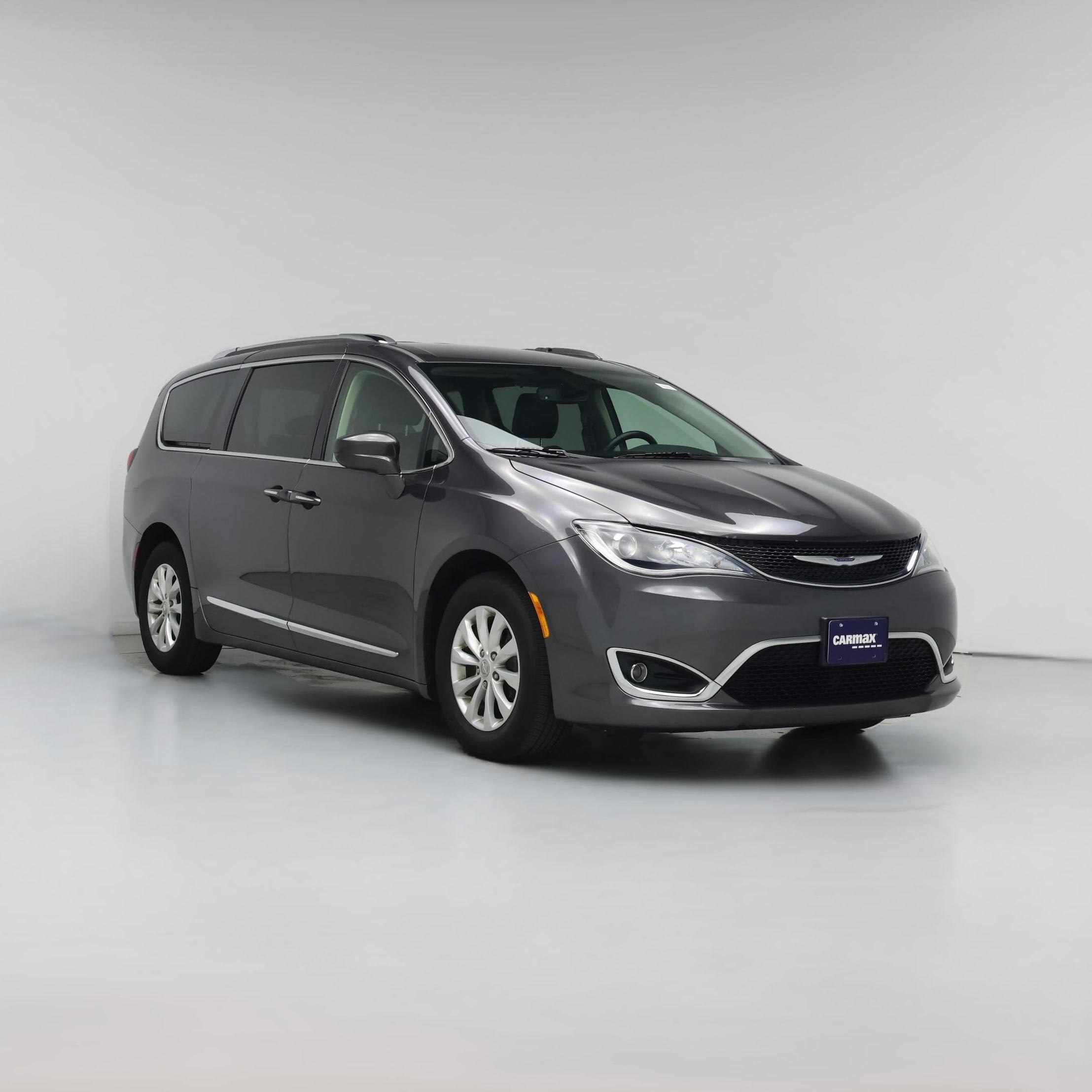 Thumbnail: 2020 Chrysler Pacifica - 1