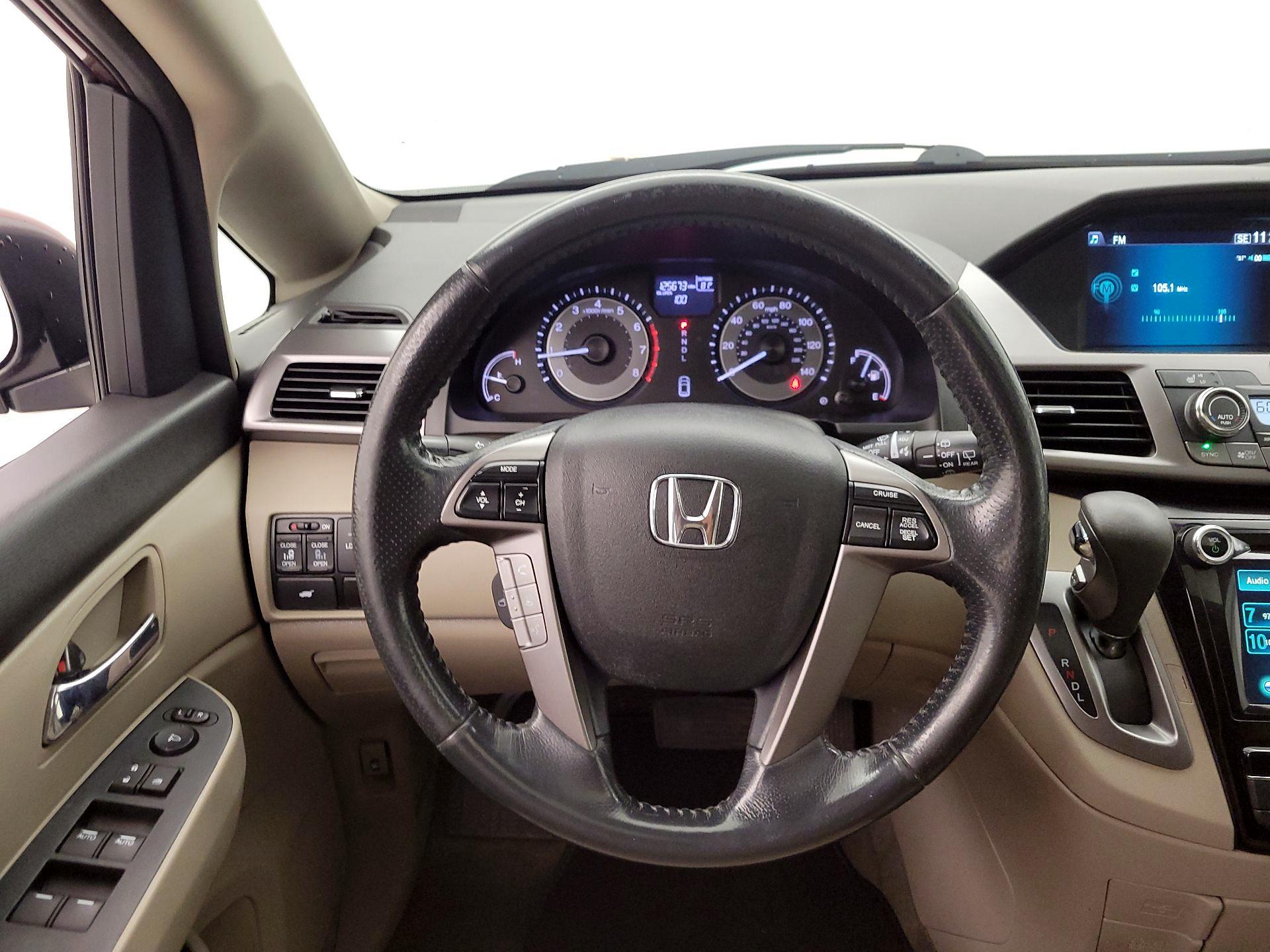 Thumbnail: 2016 Honda Odyssey - 10