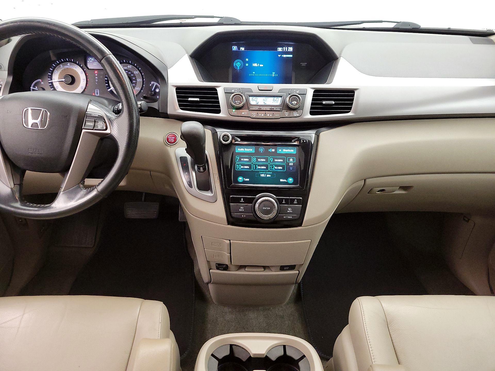 Thumbnail: 2016 Honda Odyssey - 17