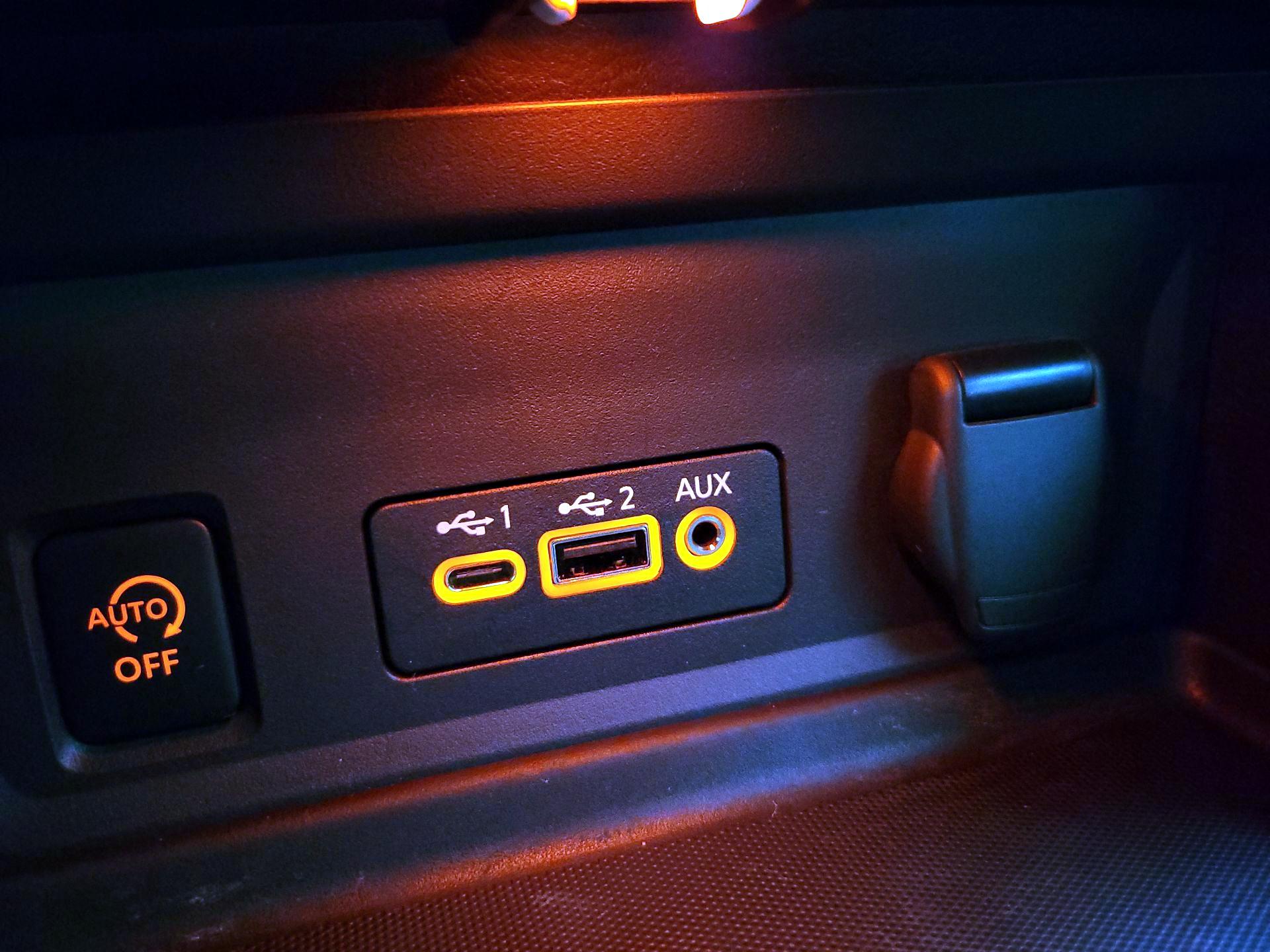 Thumbnail: 2024 Nissan Sentra - 18