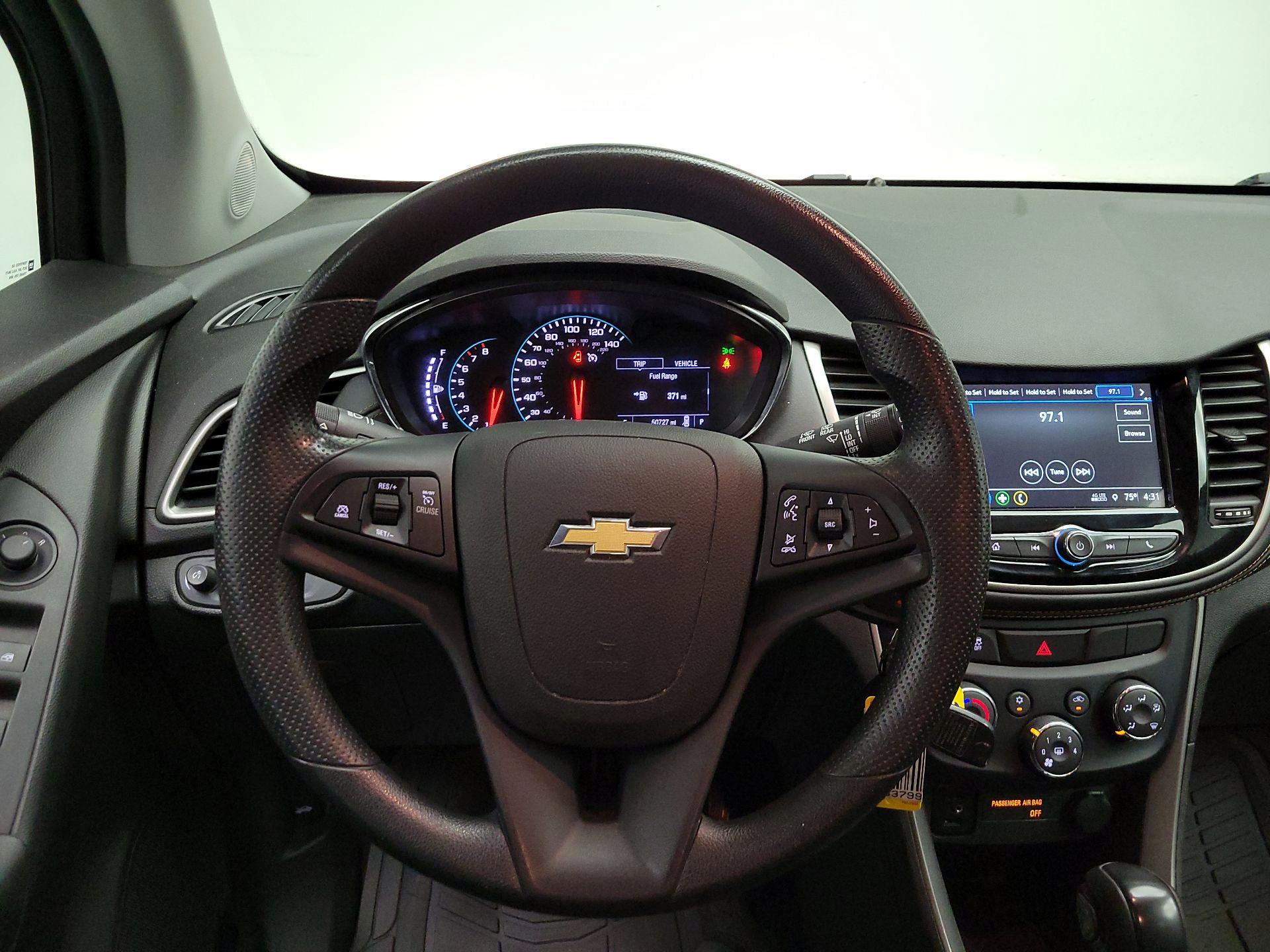 Thumbnail: 2019 Chevrolet Trax - 10