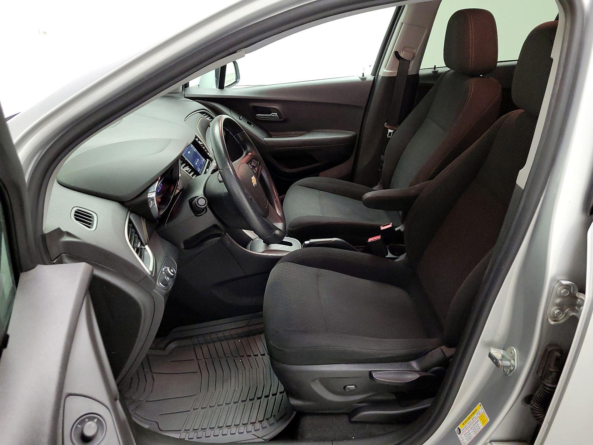 Thumbnail: 2019 Chevrolet Trax - 11