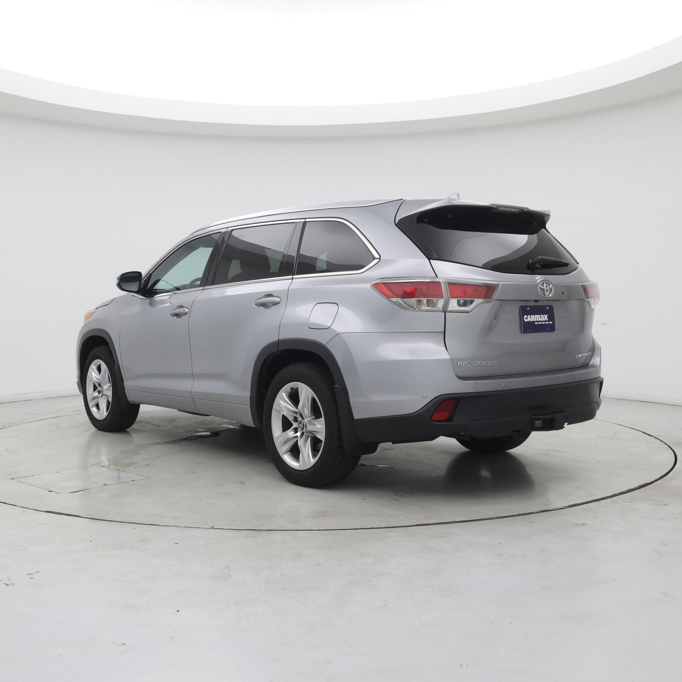 Thumbnail: 2016 Toyota Highlander - 2