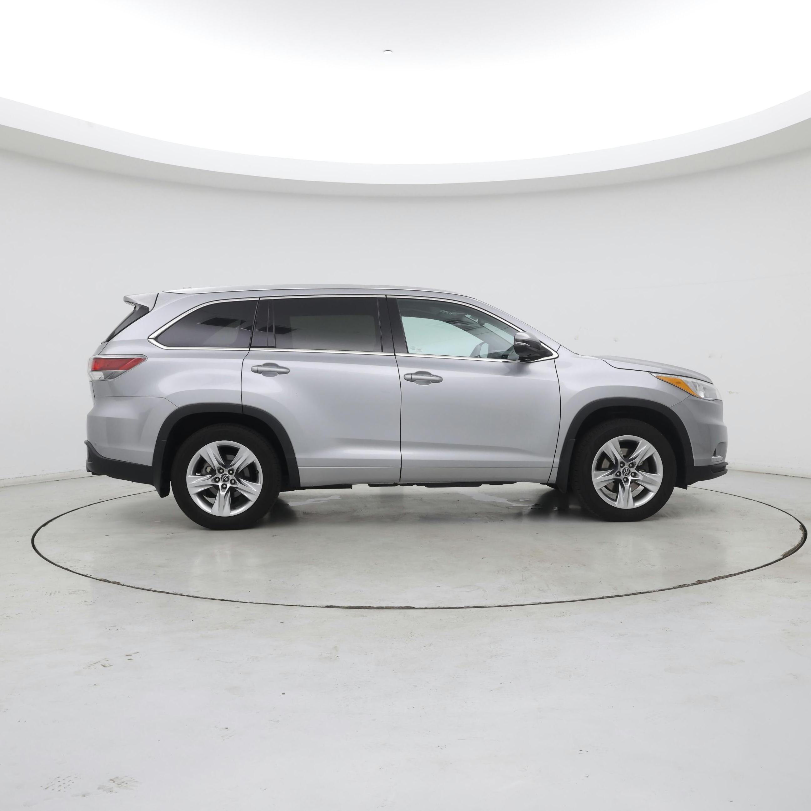 Thumbnail: 2016 Toyota Highlander - 7