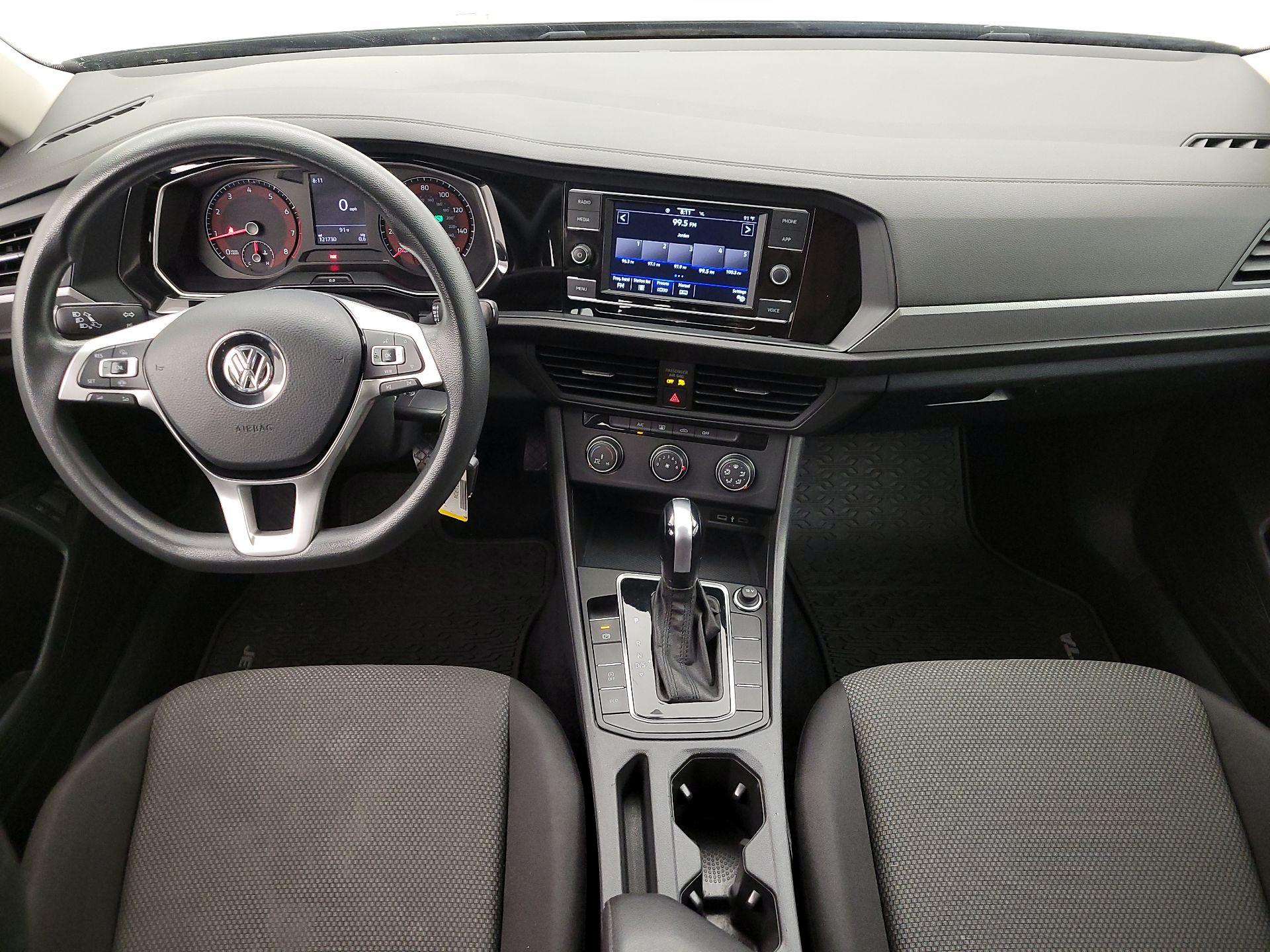 Thumbnail: 2021 Volkswagen Jetta - 9